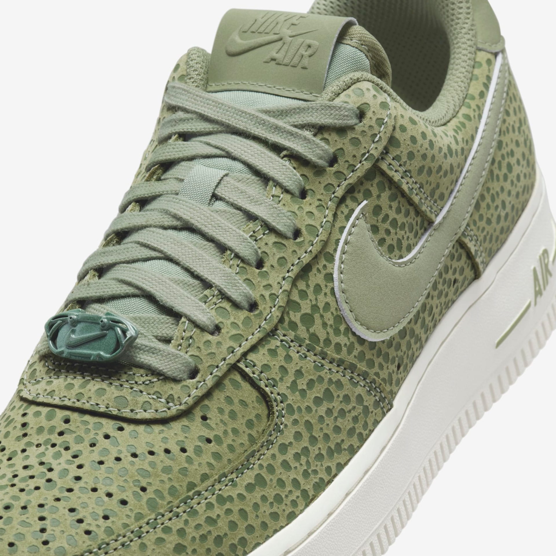 Tênis Nike Air Force 1 '07 PRM Olympic Feminino - Foto 6