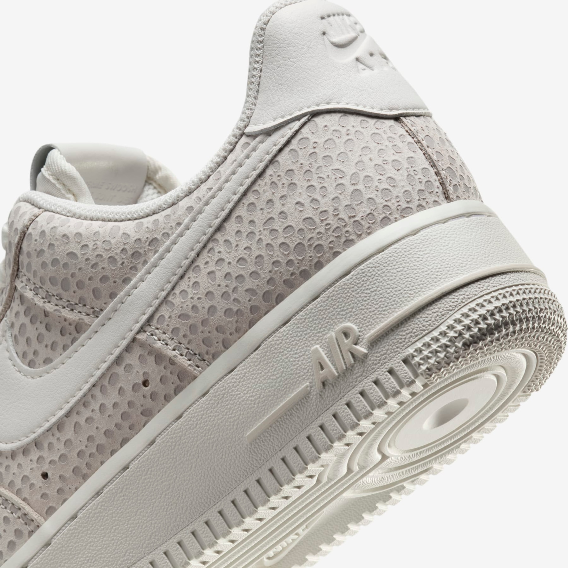 Tênis Nike Air Force 1 '07 PRM Olympic Feminino - Foto 7