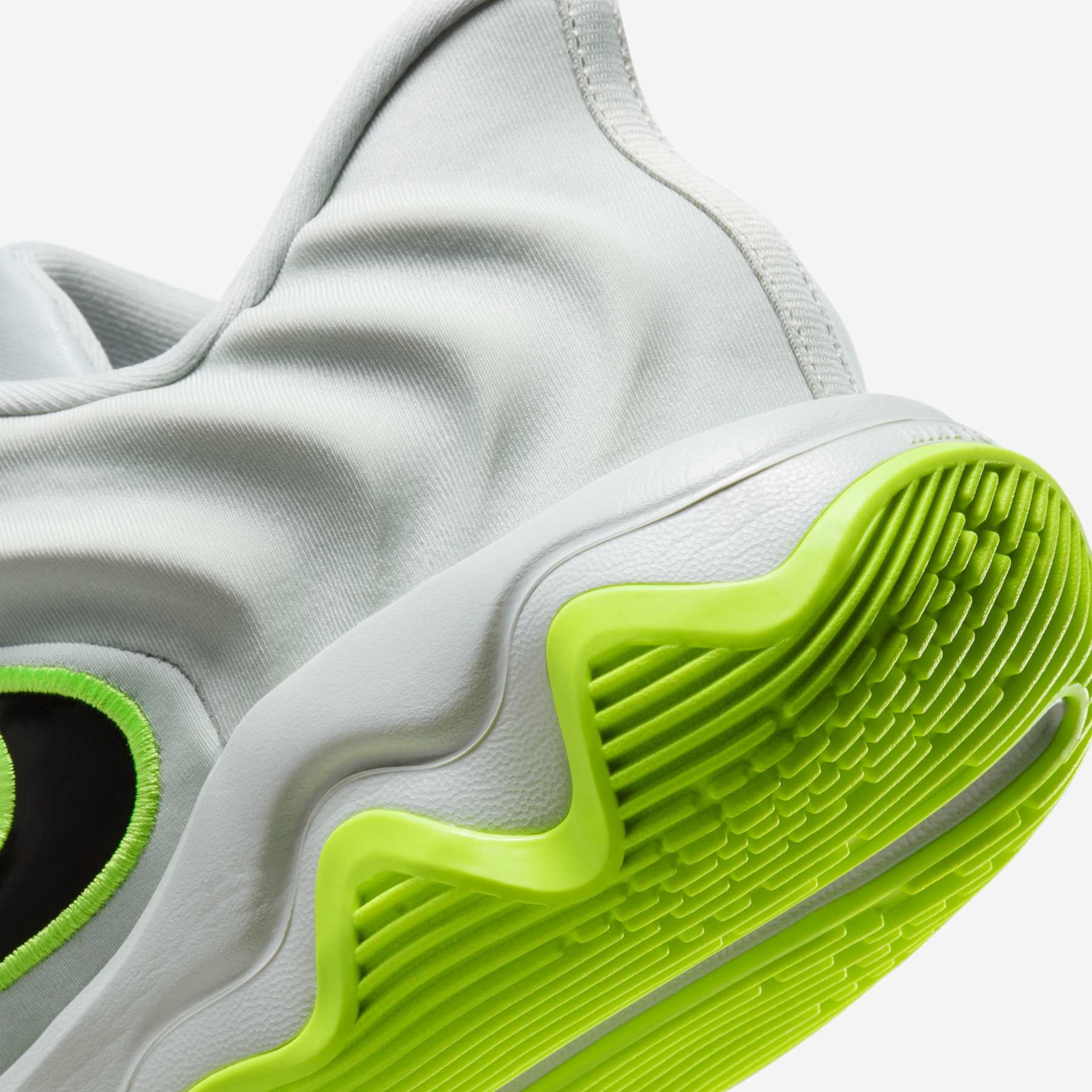 Tênis Nike Giannis Immortality 4 Masculino - Foto 8