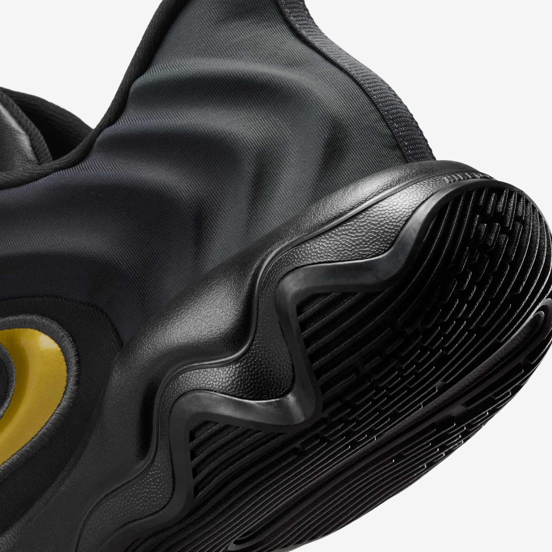 Tênis Nike Giannis Immortality 4 Masculino - Foto 8