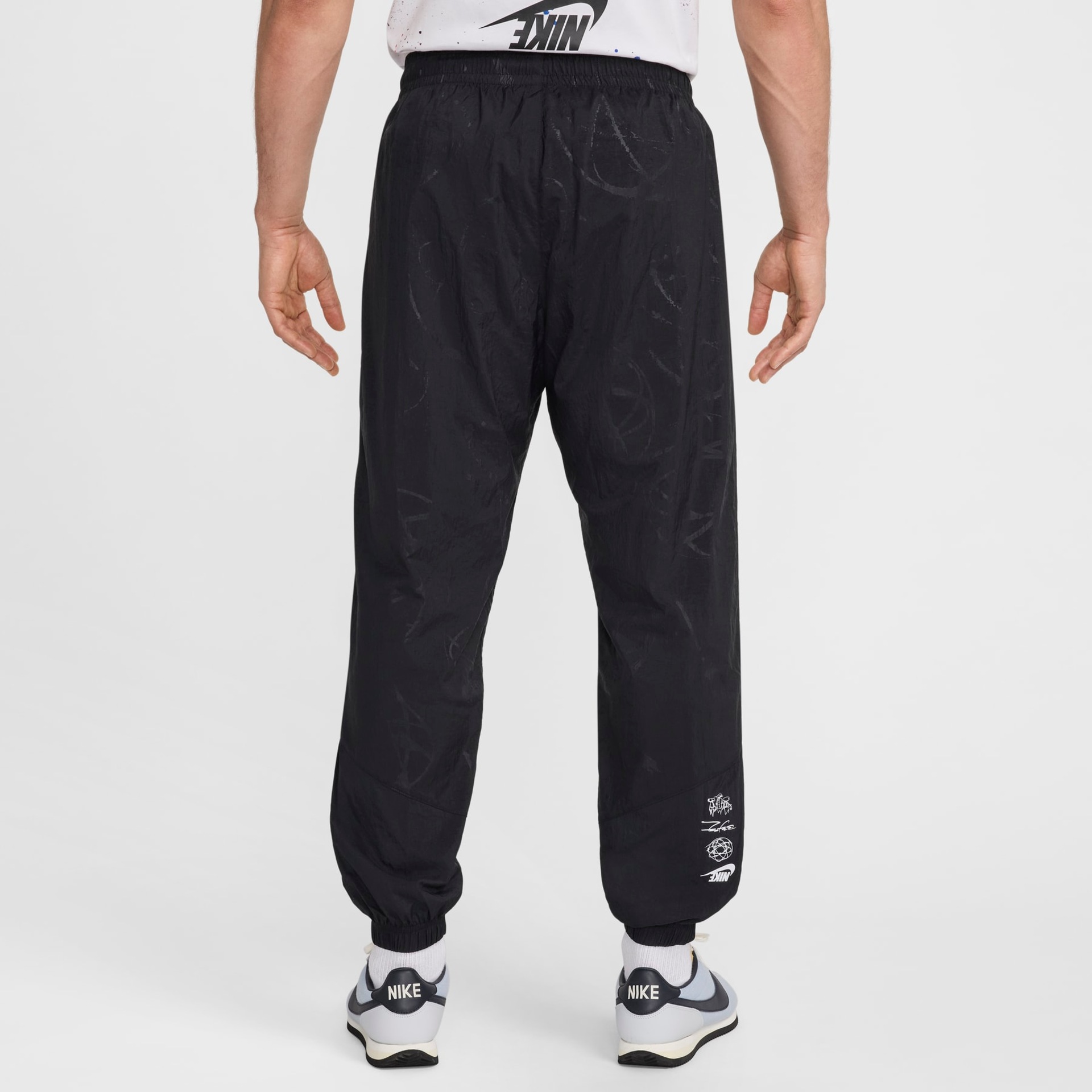 Calça Nike Sportswear x FUTURA Masculina - Foto 7