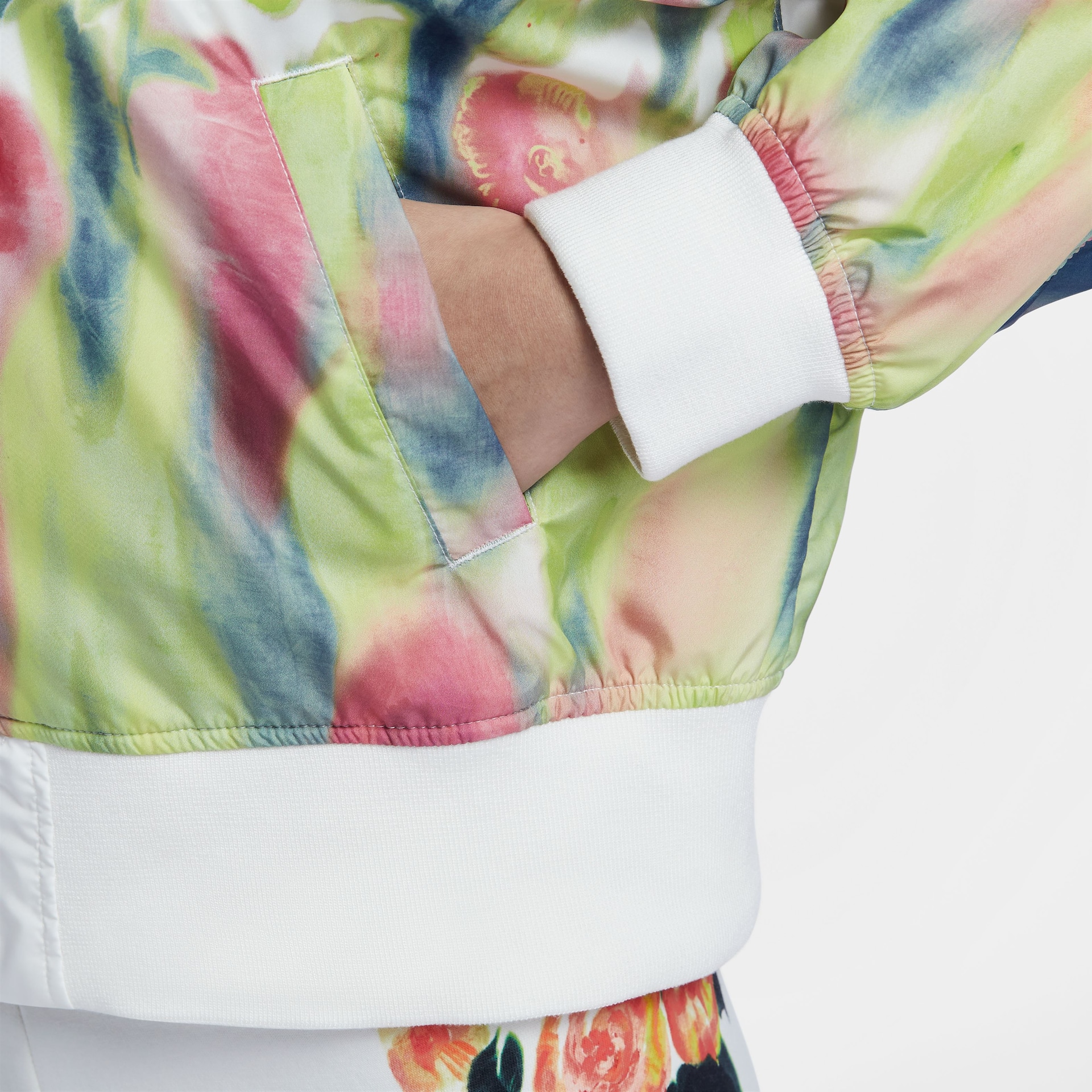 Jaqueta Nike Sportswear x Anna Deller-Yee Bomber Feminina - Foto 8