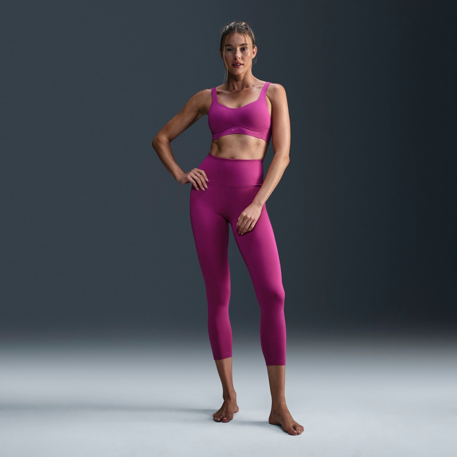 Top Nike Alate Coverage Feminino - Foto 4
