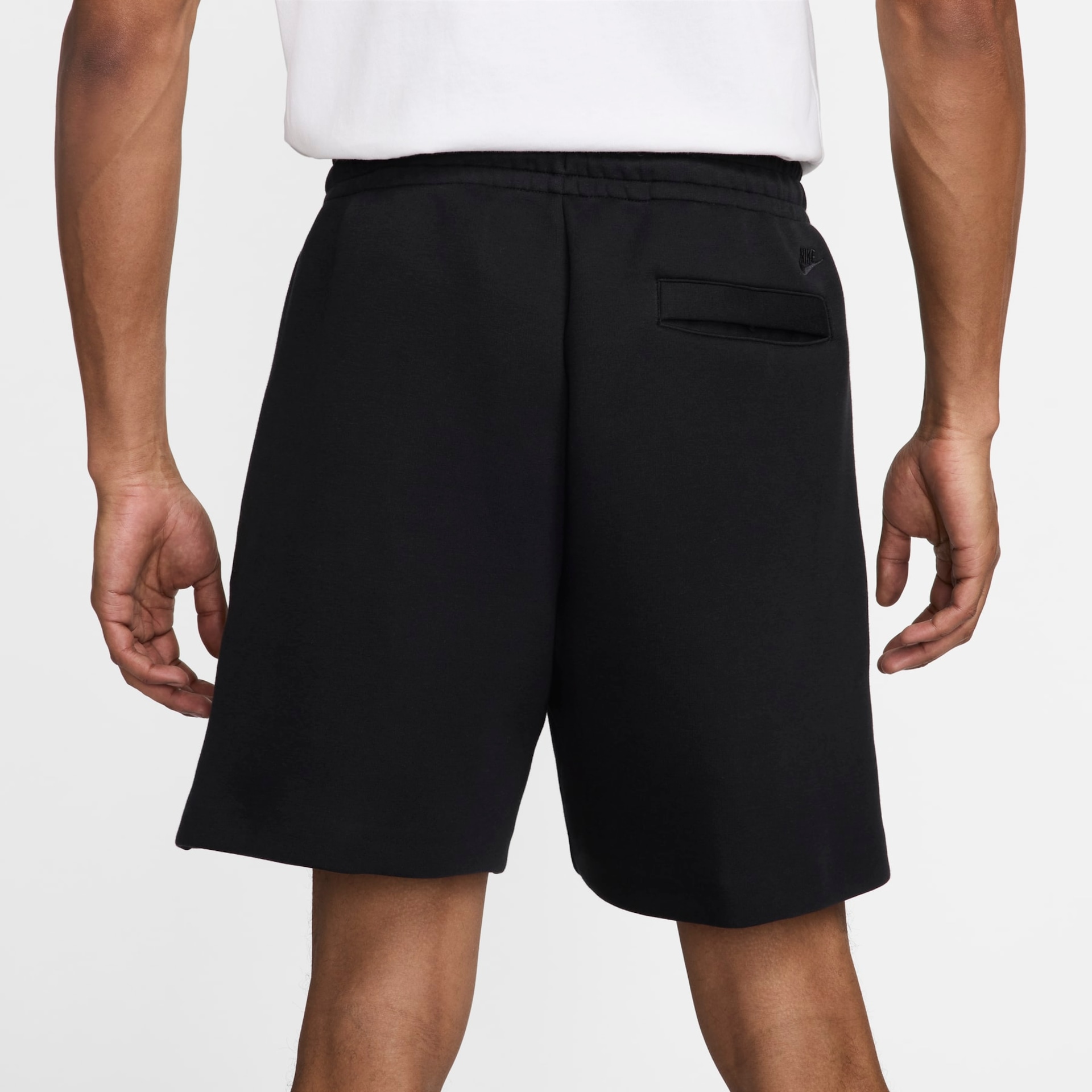 Shorts Nike Tech Fleece Masculino - Foto 2