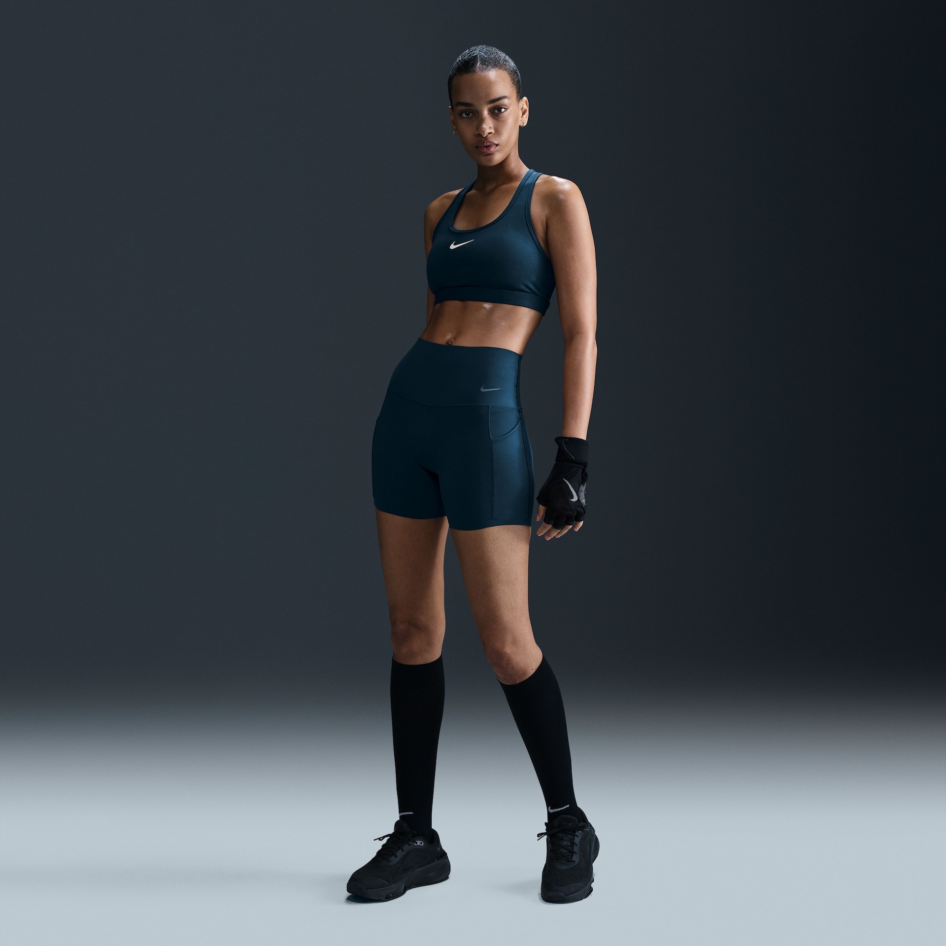 Shorts Nike Universa Feminino - Foto 2
