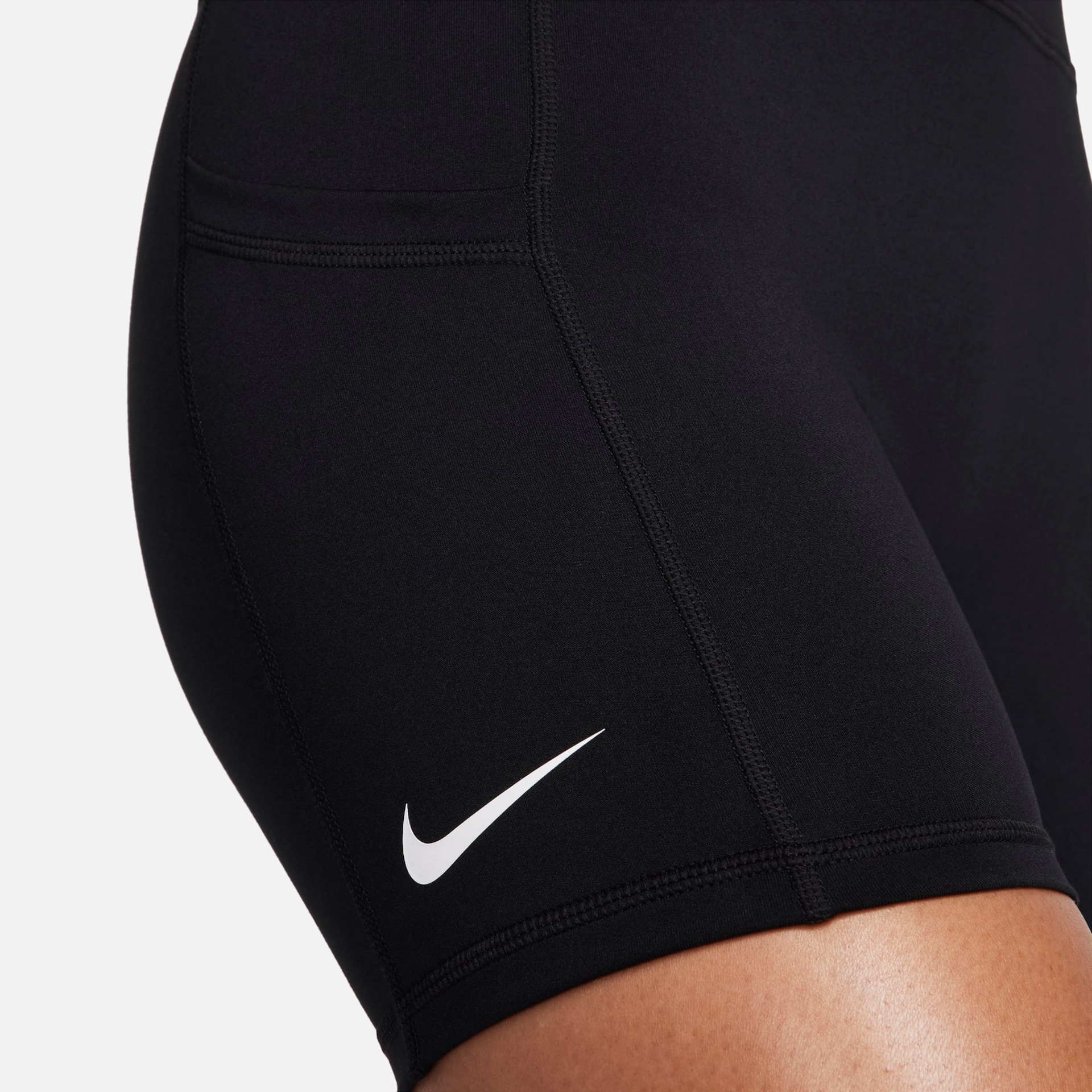 Shorts Nike Dri-Fit ADV Feminino - Foto 3