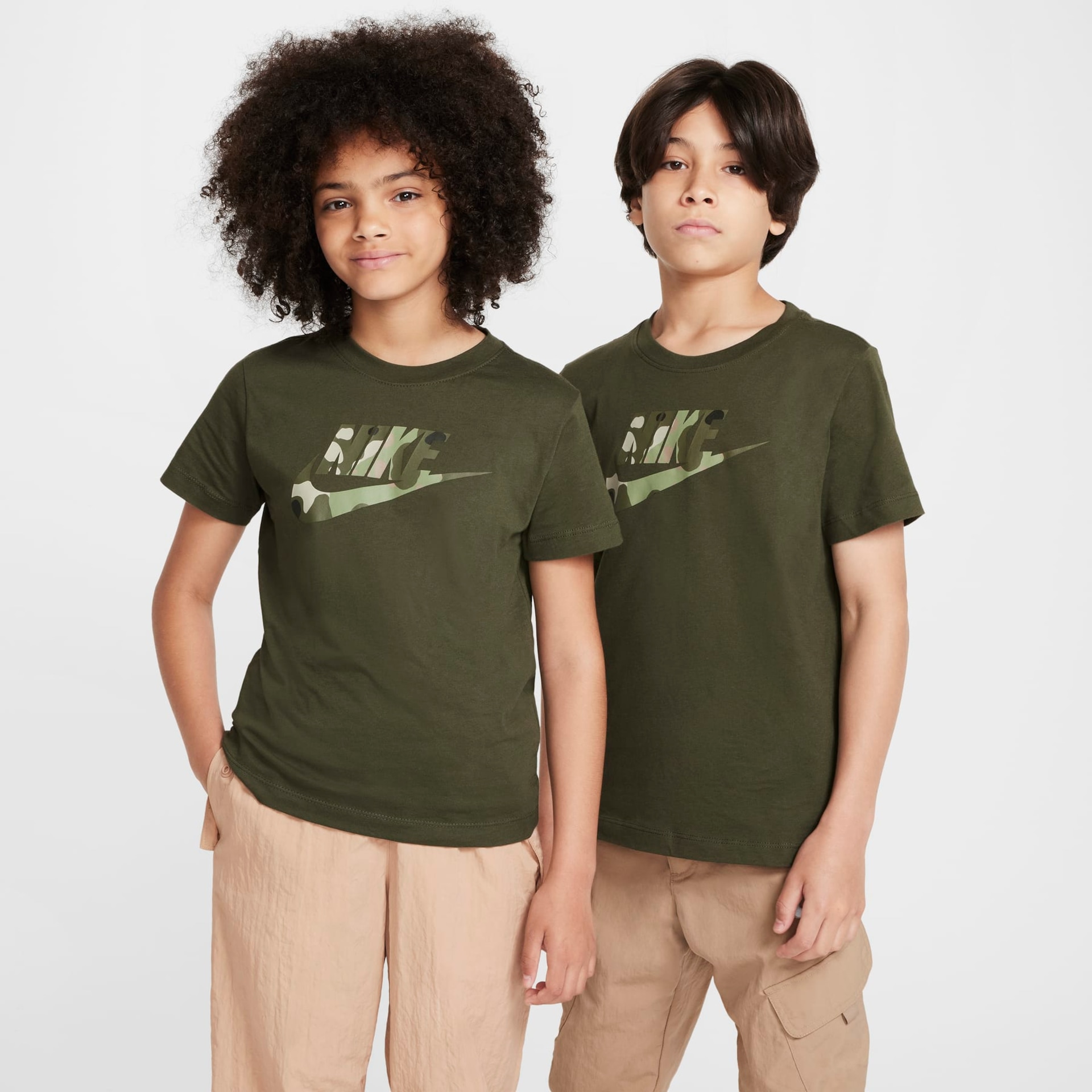 Camiseta Nike Sportswear Club Infantil - Foto 1