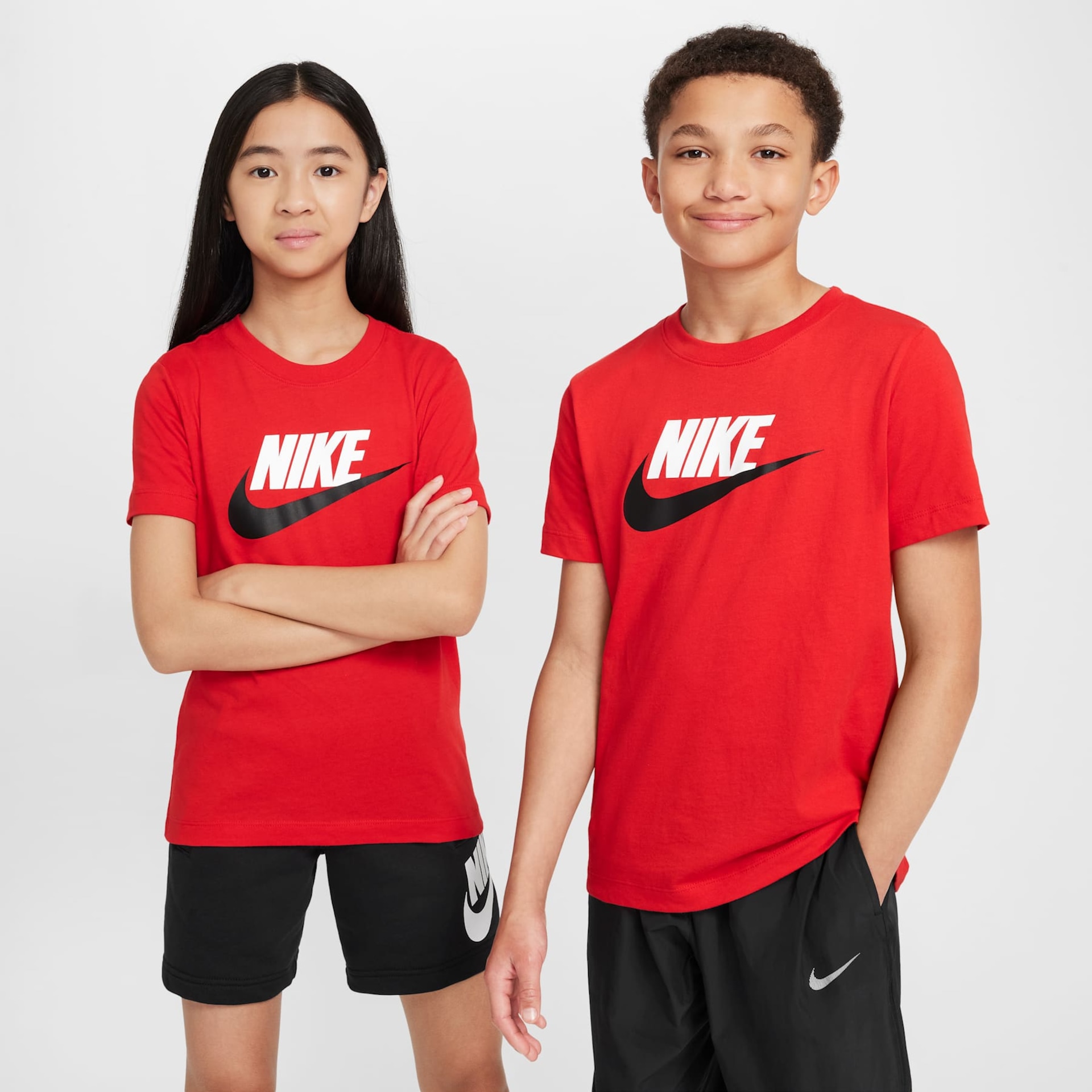 Imagem principal de Camiseta Nike Sportswear Futura Infantil