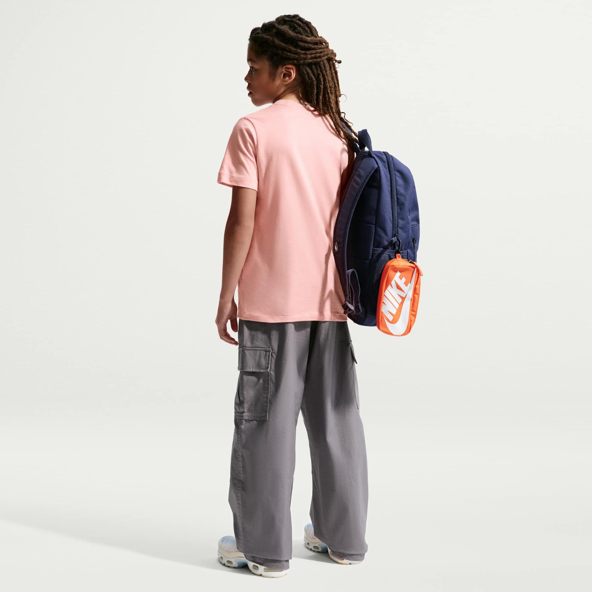 Camiseta Nike Sportswear Futura Infantil - Foto 5