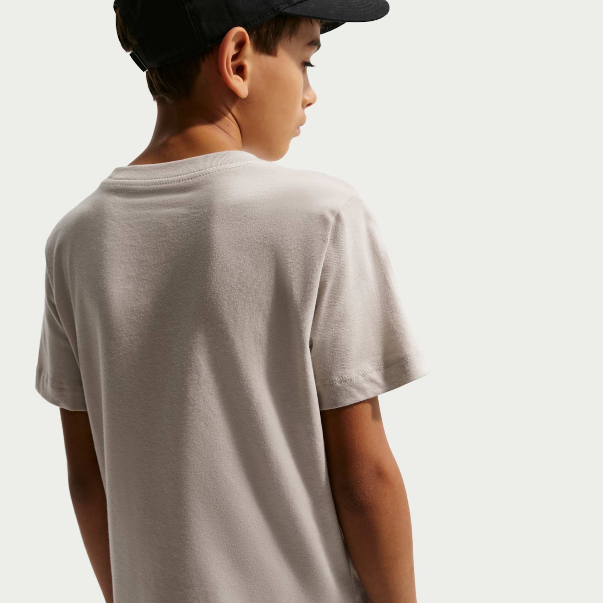 Camiseta Nike Sportswear Futura Infantil - Foto 5