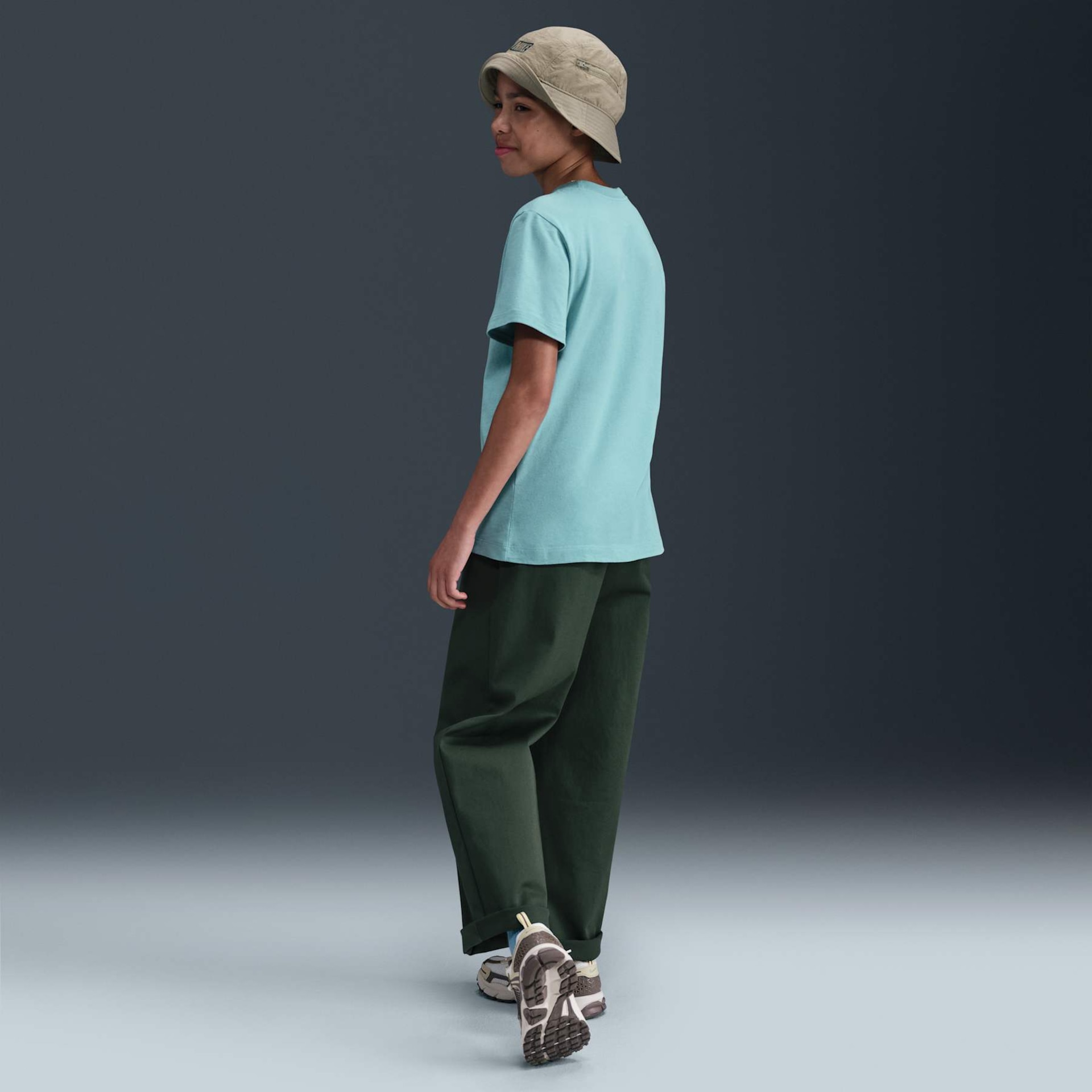 Camiseta Nike Sportswear Futura Infantil - Foto 5