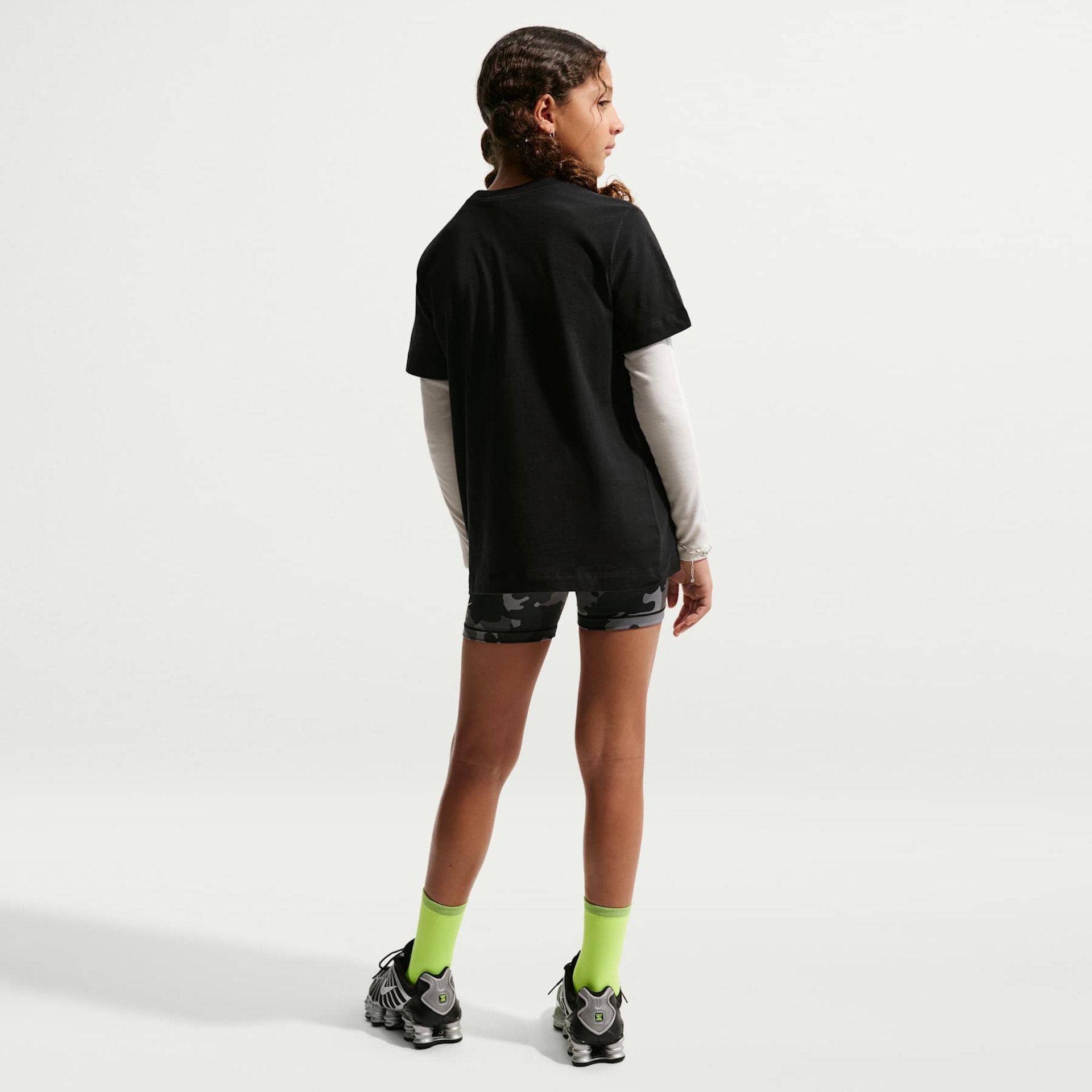 Camiseta Nike Sportswear Futura Infantil - Foto 5
