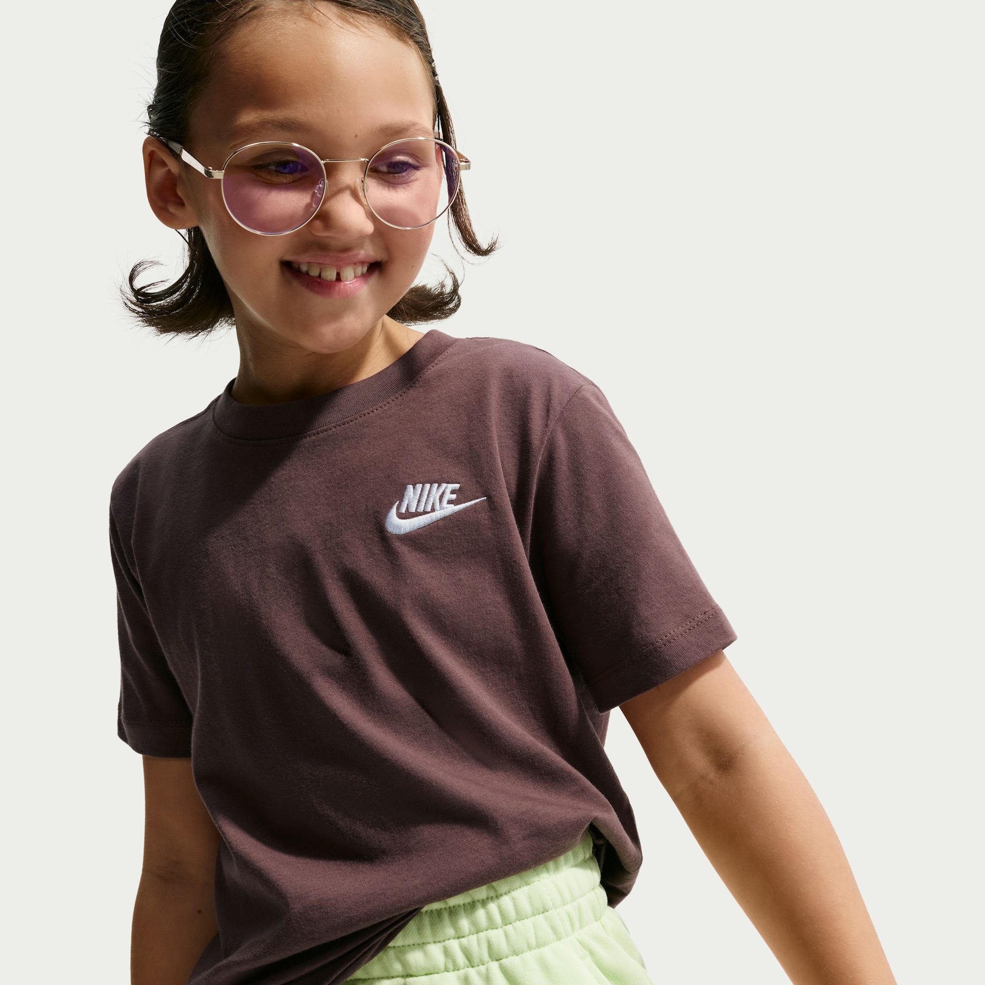 Camiseta Nike Sportswear Futura Infantil - Foto 3