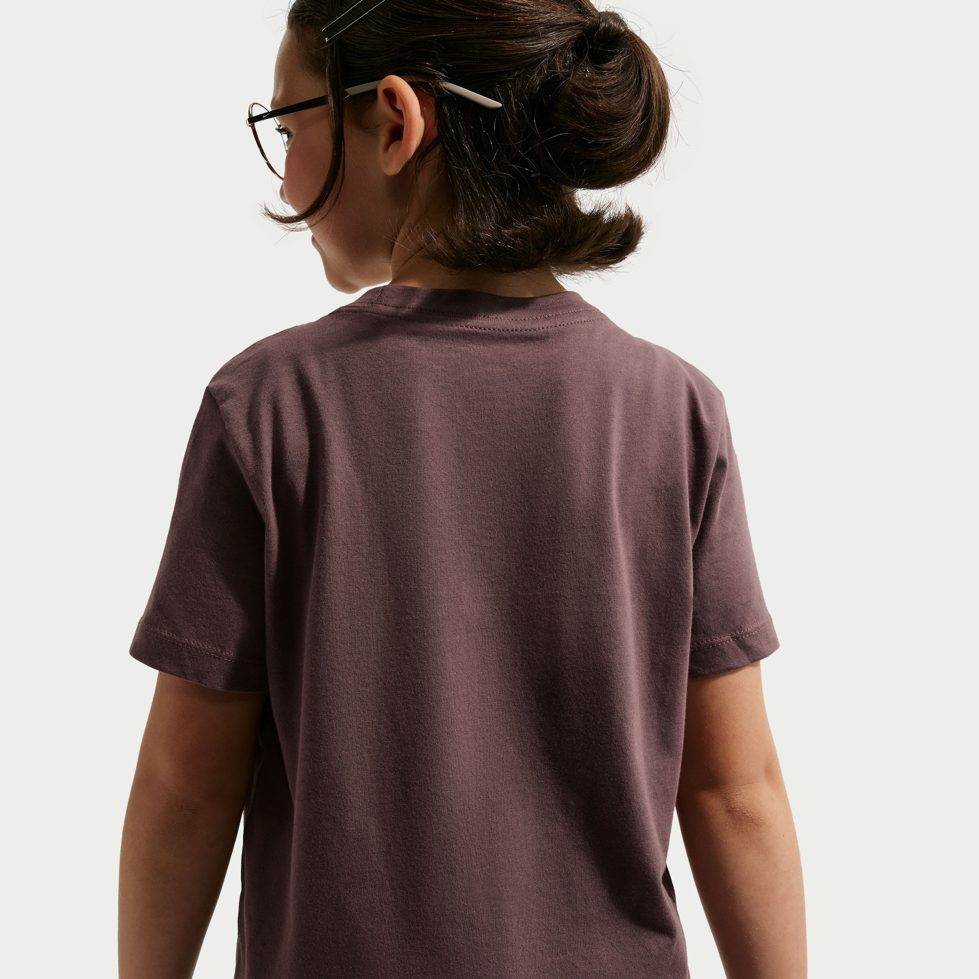 Camiseta Nike Sportswear Futura Infantil - Foto 4