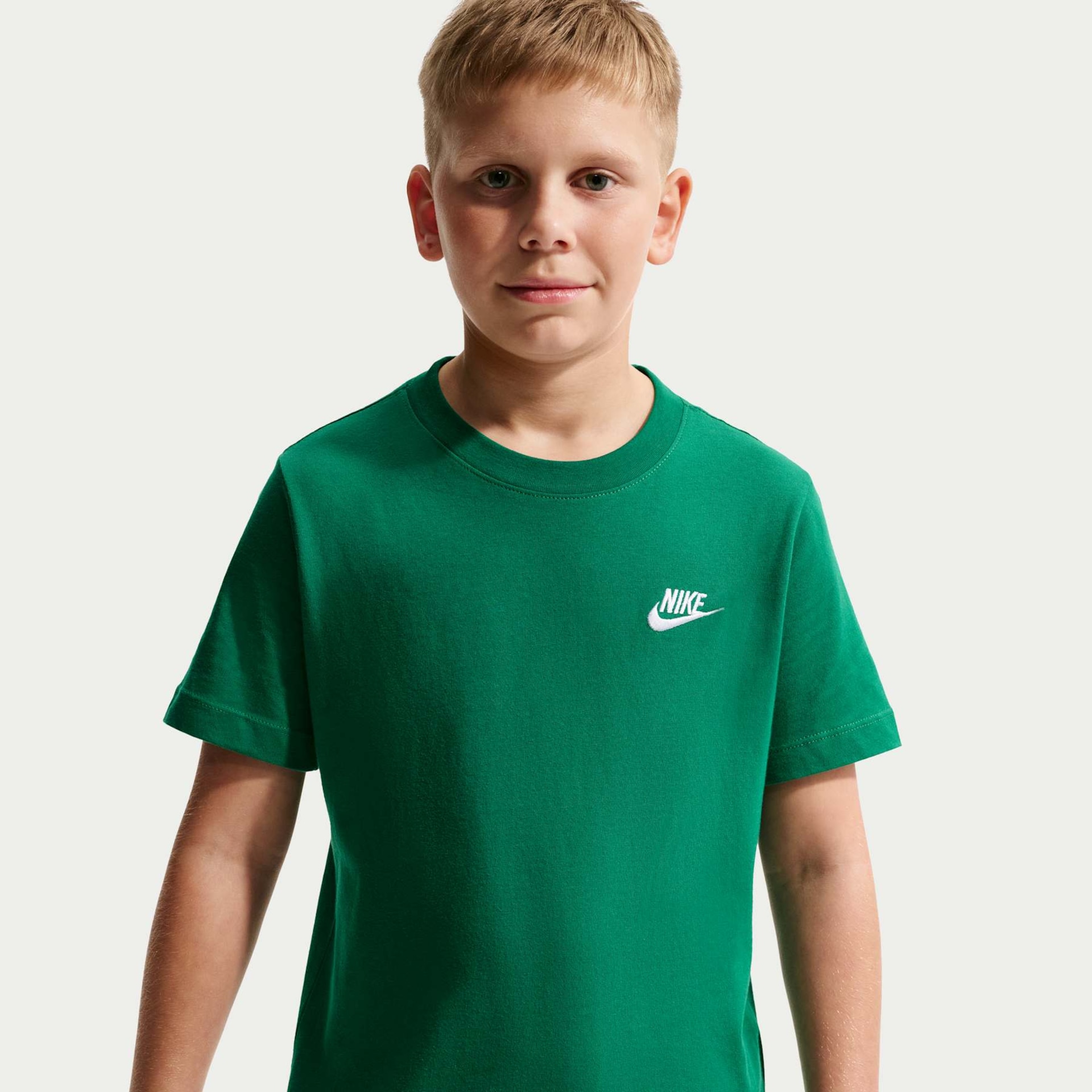 Imagem principal de Camiseta Nike Sportswear Futura Infantil