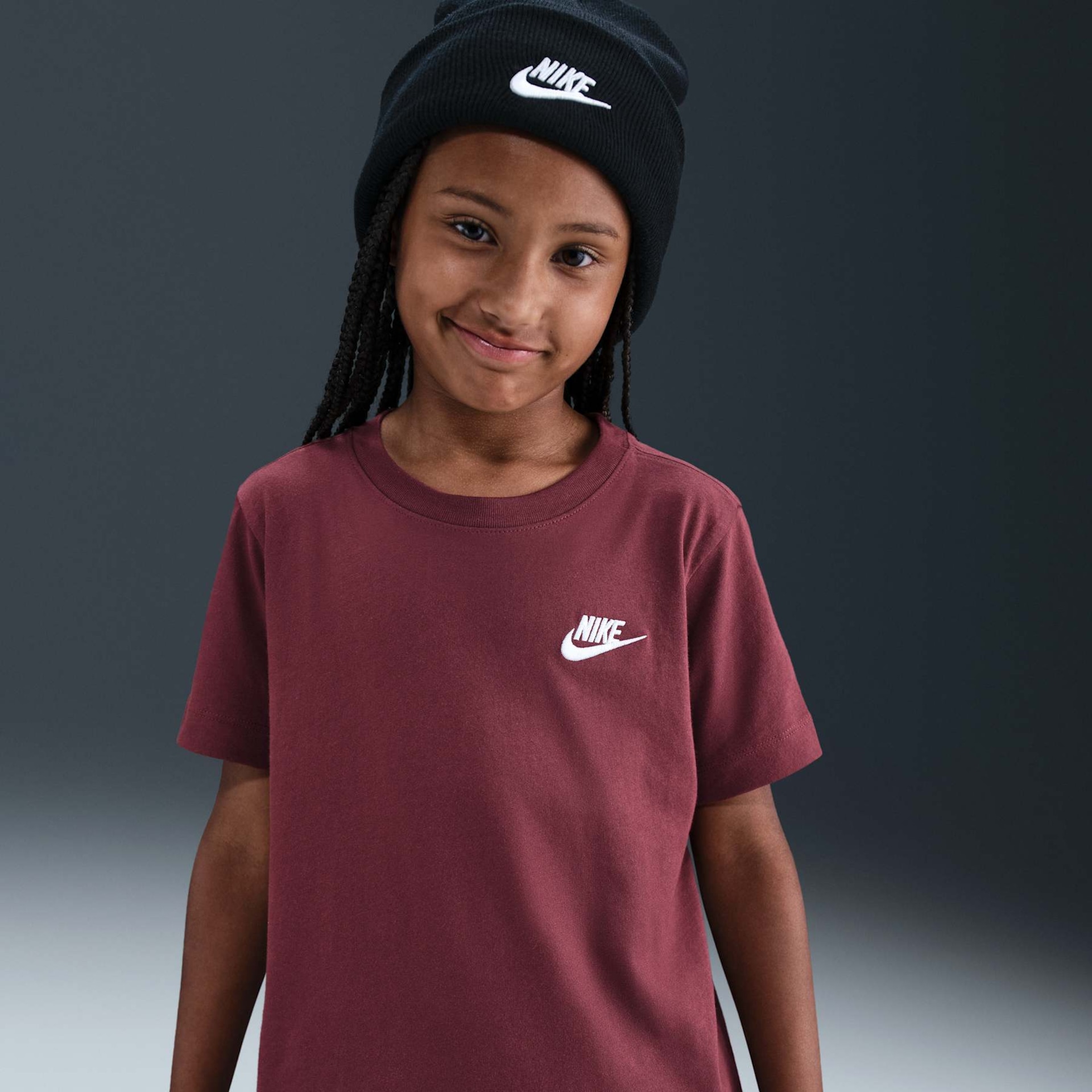 Camiseta Nike Sportswear Futura Infantil - Foto 1