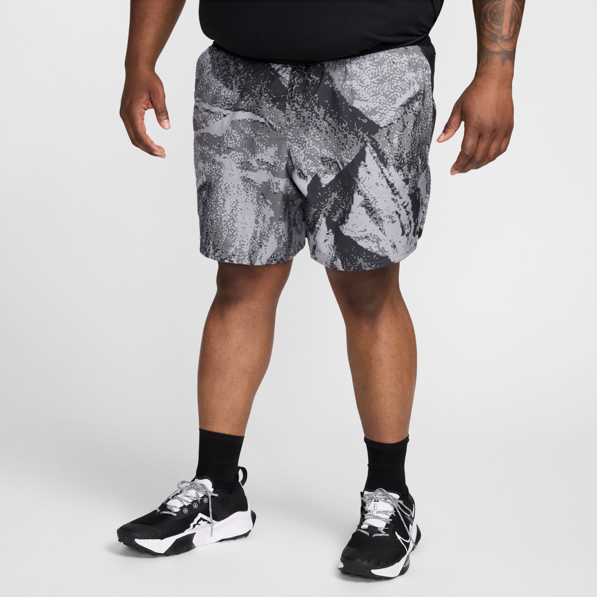 Shorts Nike Dri-FIT Stride Masculino - Foto 15