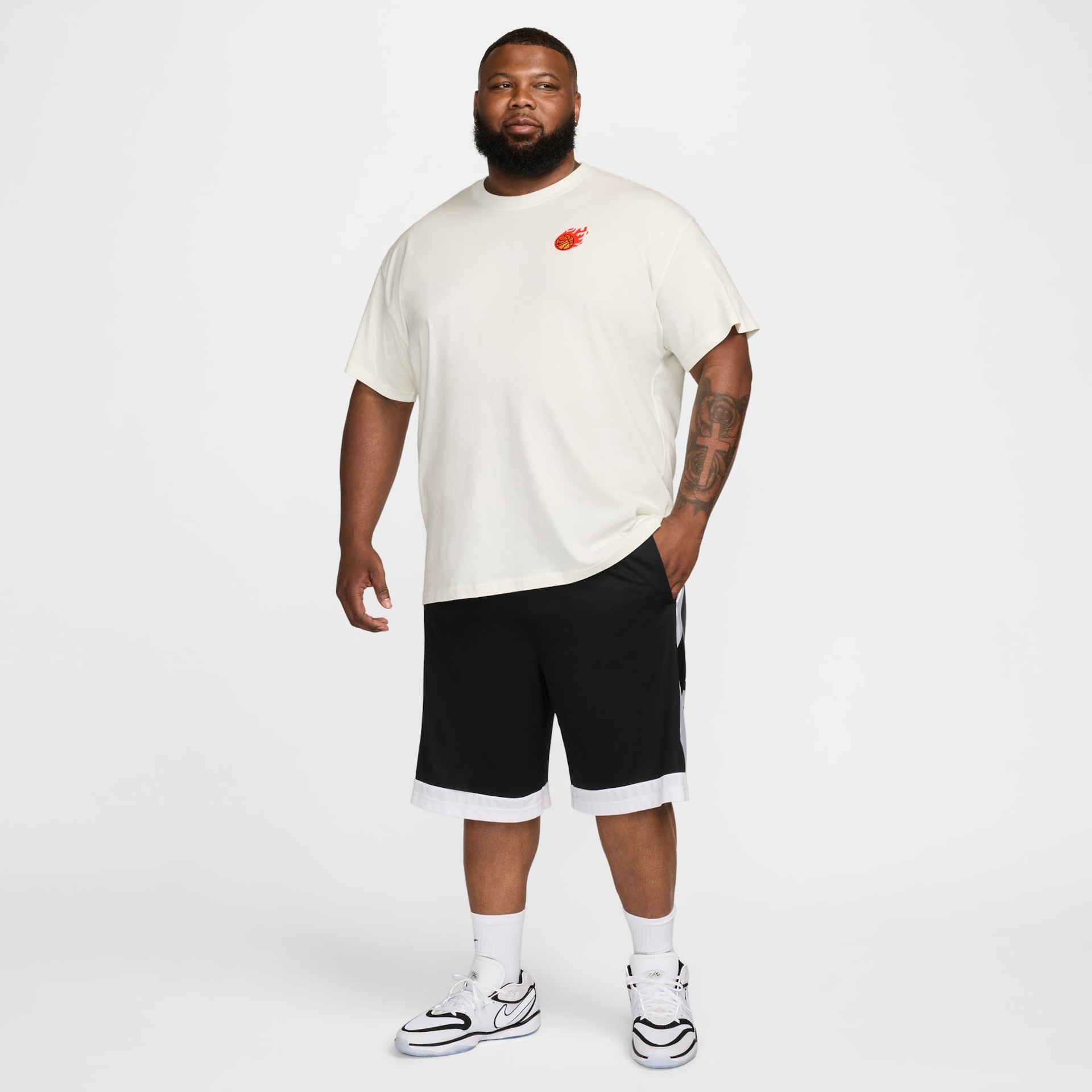 Camiseta Nike Dri-FIT Max90 Masculina - Foto 9