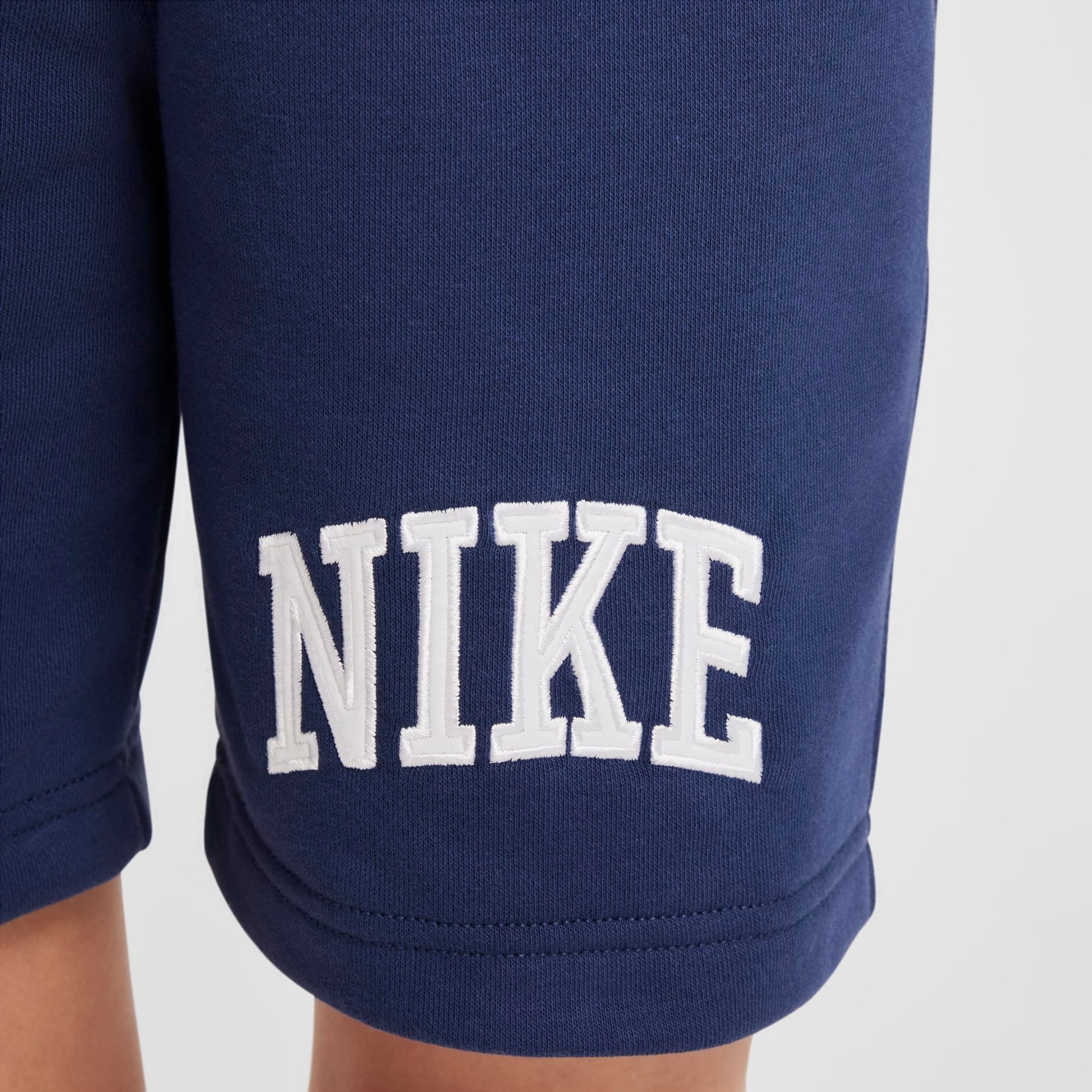 Shorts Nike Sportswear Club Infantil - Foto 7