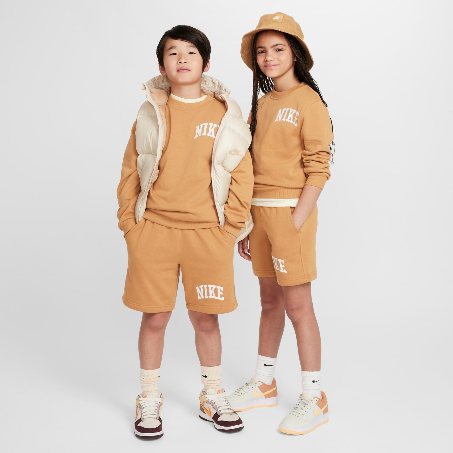 Shorts Nike Sportswear Club Infantil - Foto 8