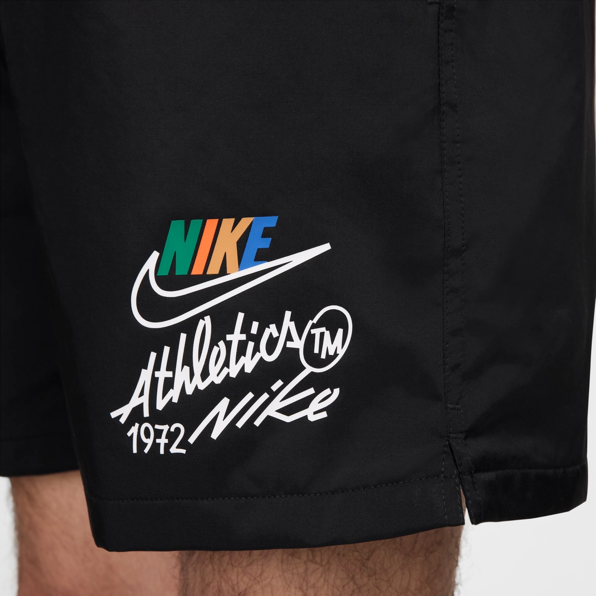 Shorts Nike Club Woven Flow Masculino - Foto 5