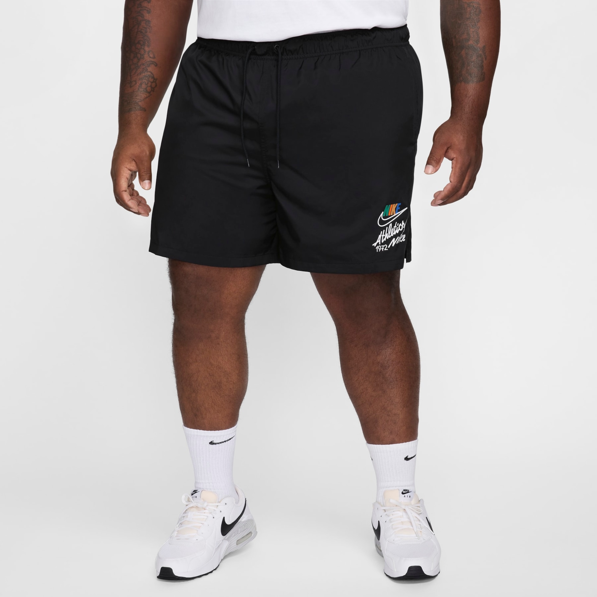 Shorts Nike Club Woven Flow Masculino - Foto 8