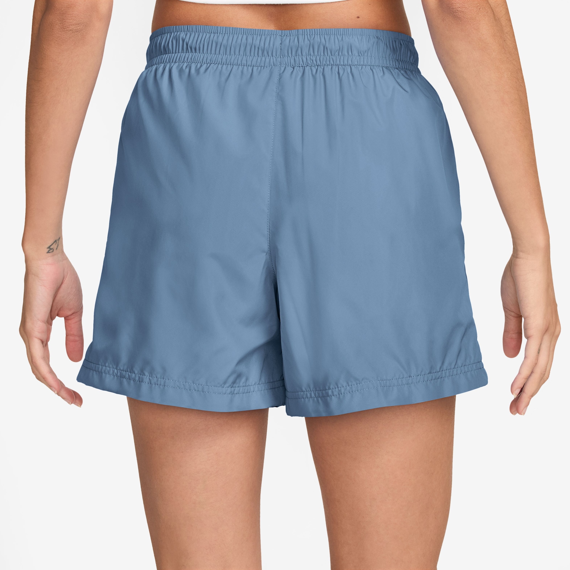 Shorts Nike Sportswear Essentials Woven Feminino - Foto 4