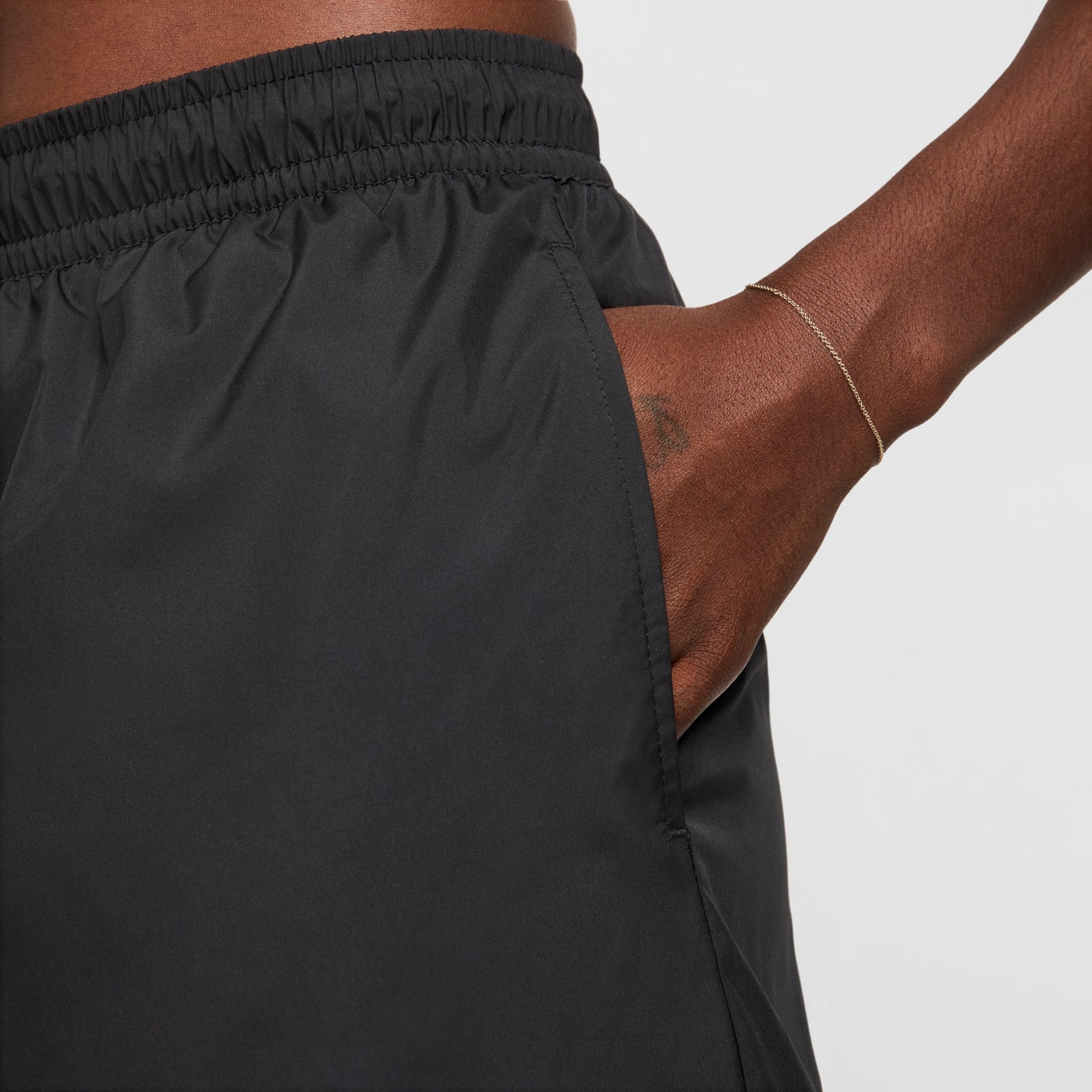 Shorts Nike Sportswear Essentials Woven Feminino - Foto 3