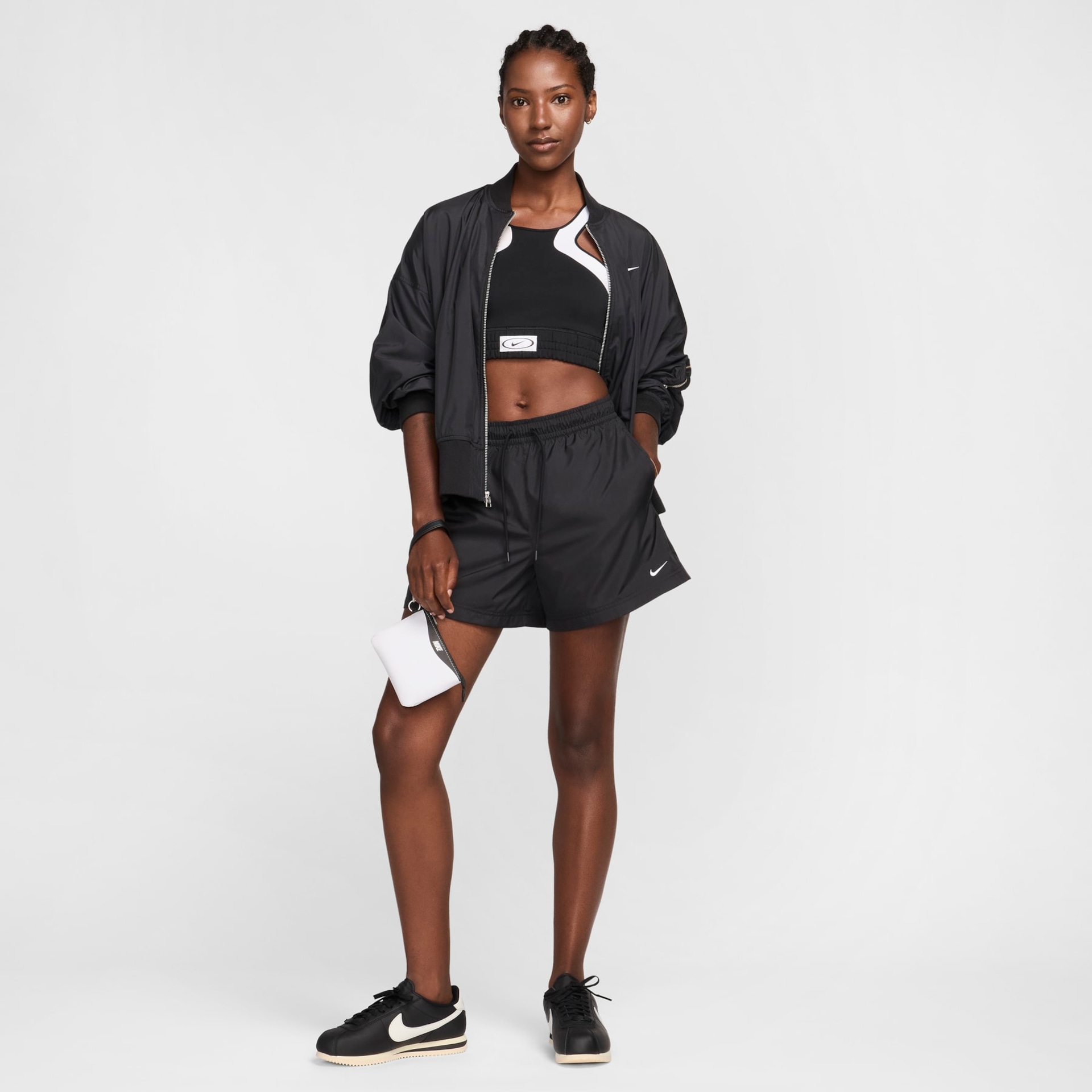 Shorts Nike Sportswear Essentials Woven Feminino - Foto 5