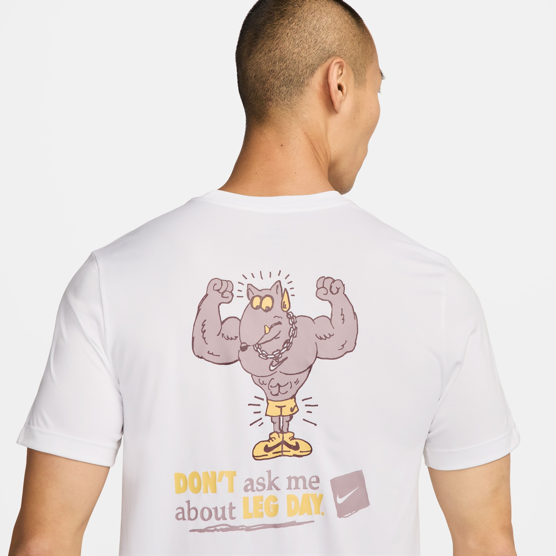 Camiseta Nike Dri-FIT Legend Masculina - Foto 3