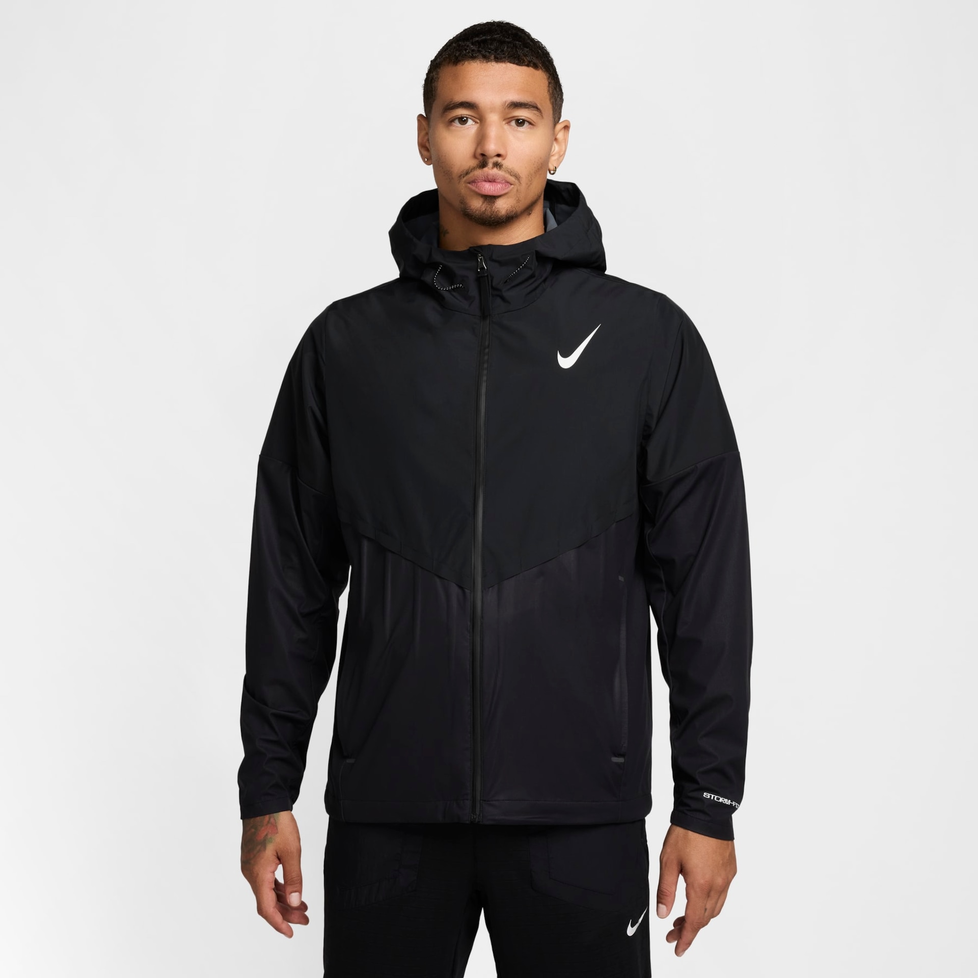 Jaqueta Nike SFADV Aeroswift Masculina - Foto 1