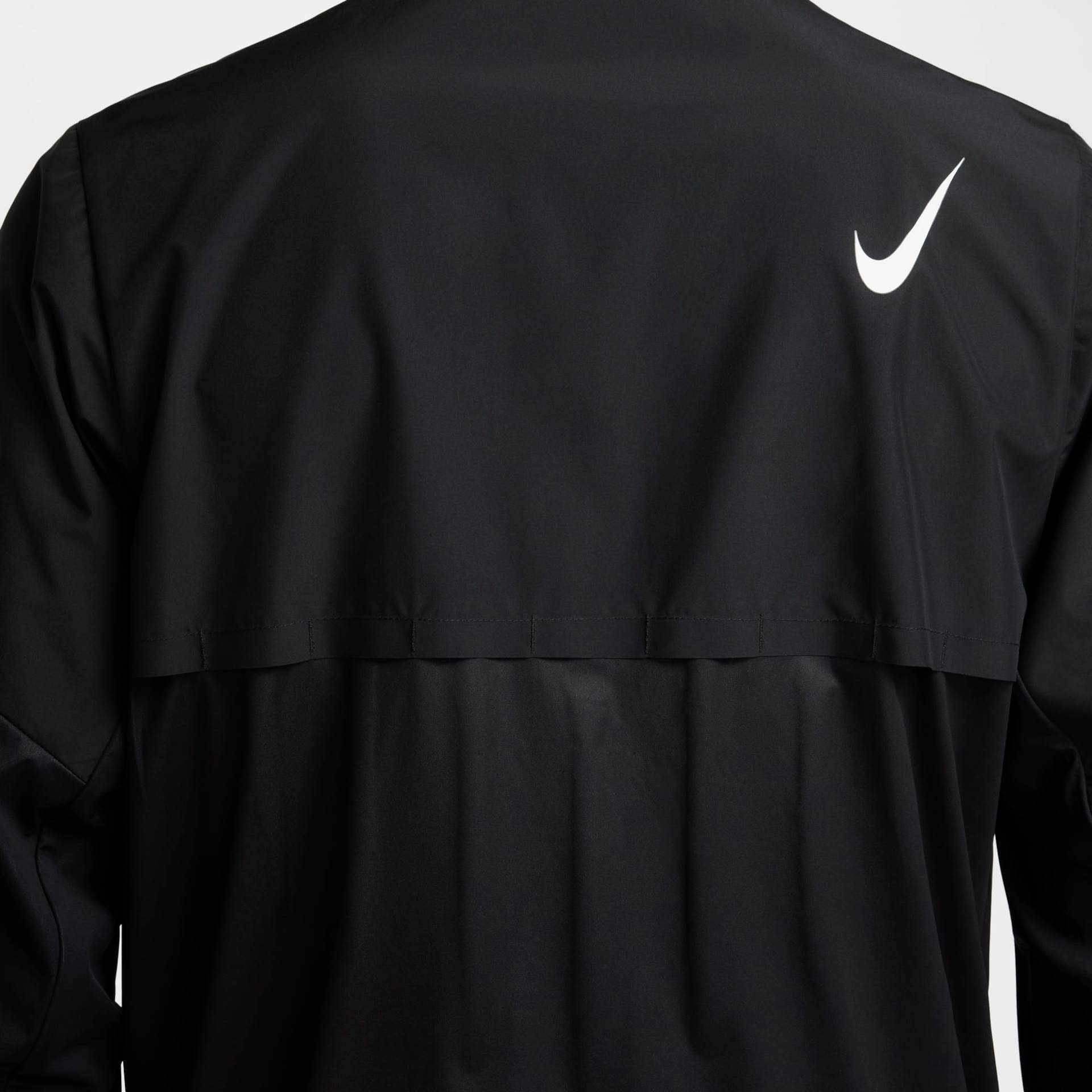 Jaqueta Nike SFADV Aeroswift Masculina - Foto 6