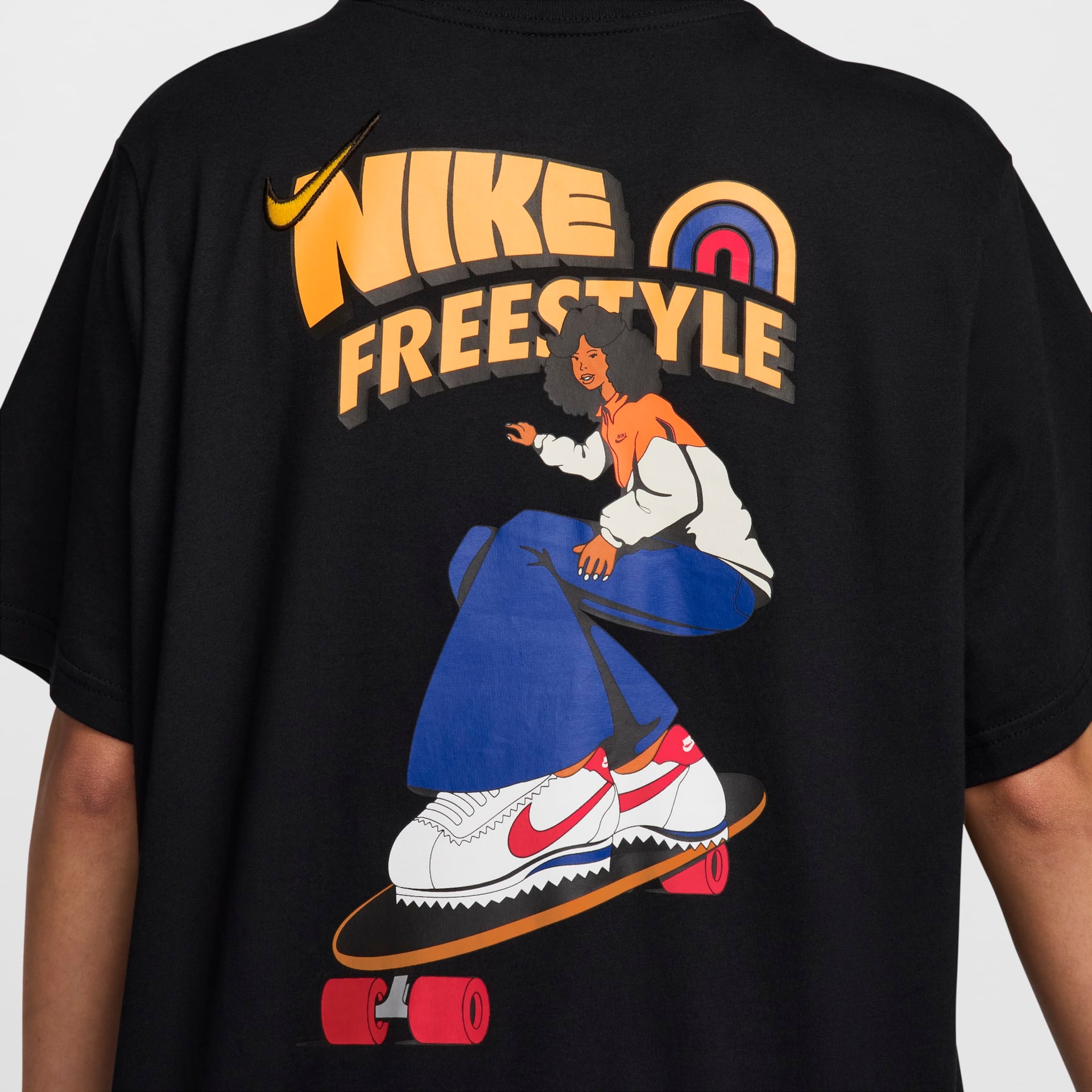 Camiseta Nike Sportswear Cortez Vintage Feminina - Foto 5