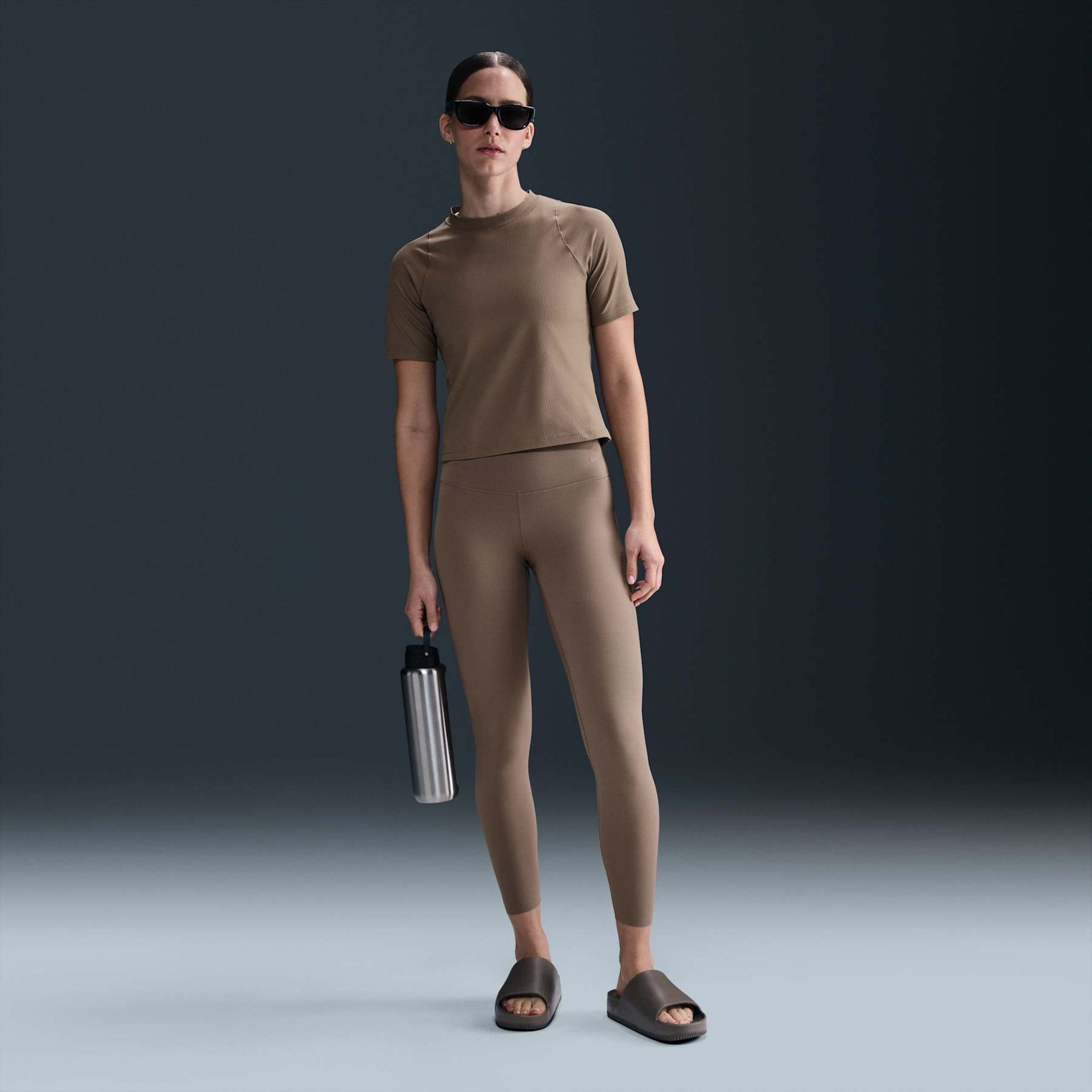 Camiseta Nike Dri-FIT One Cropped Feminina - Foto 4