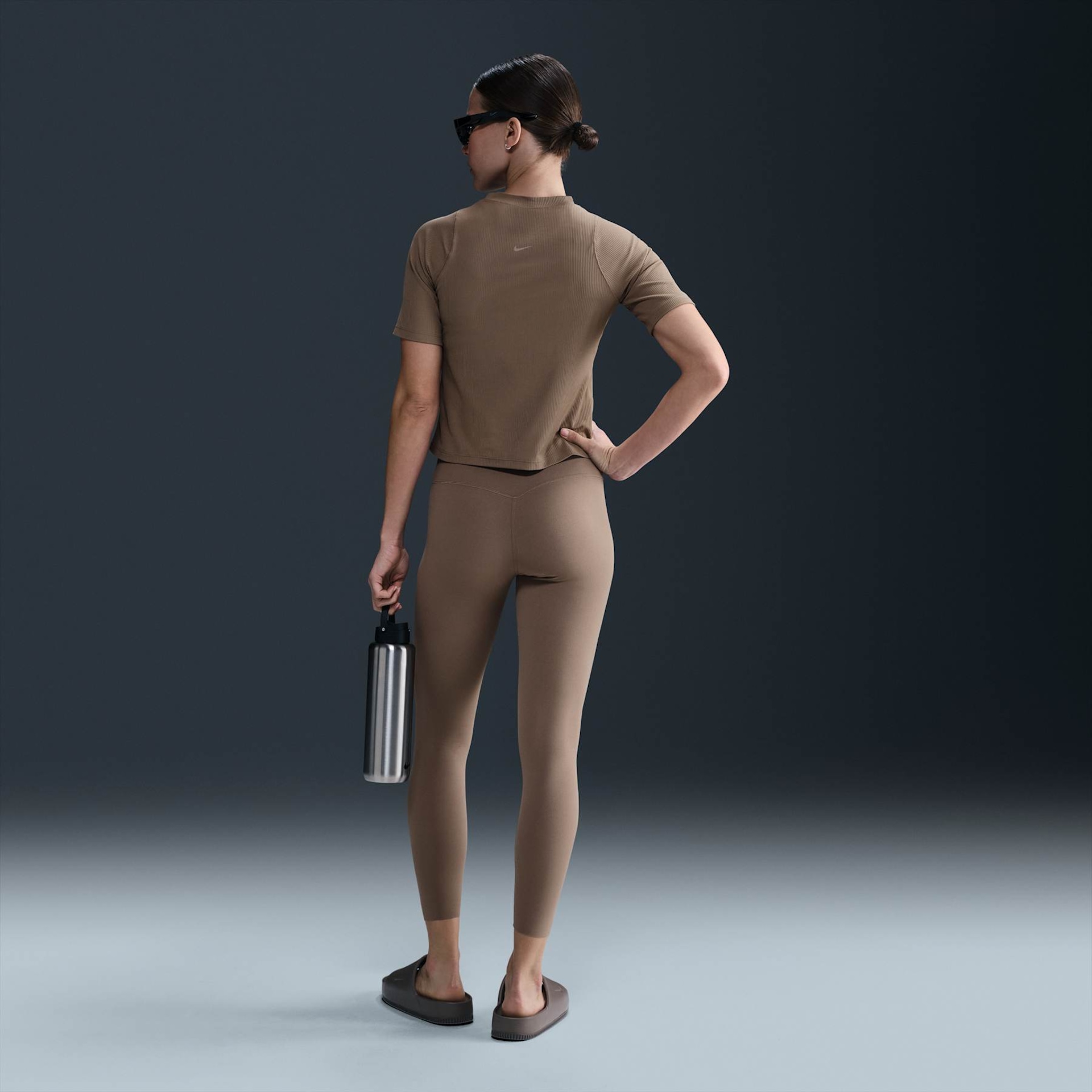 Camiseta Nike Dri-FIT One Cropped Feminina - Foto 5