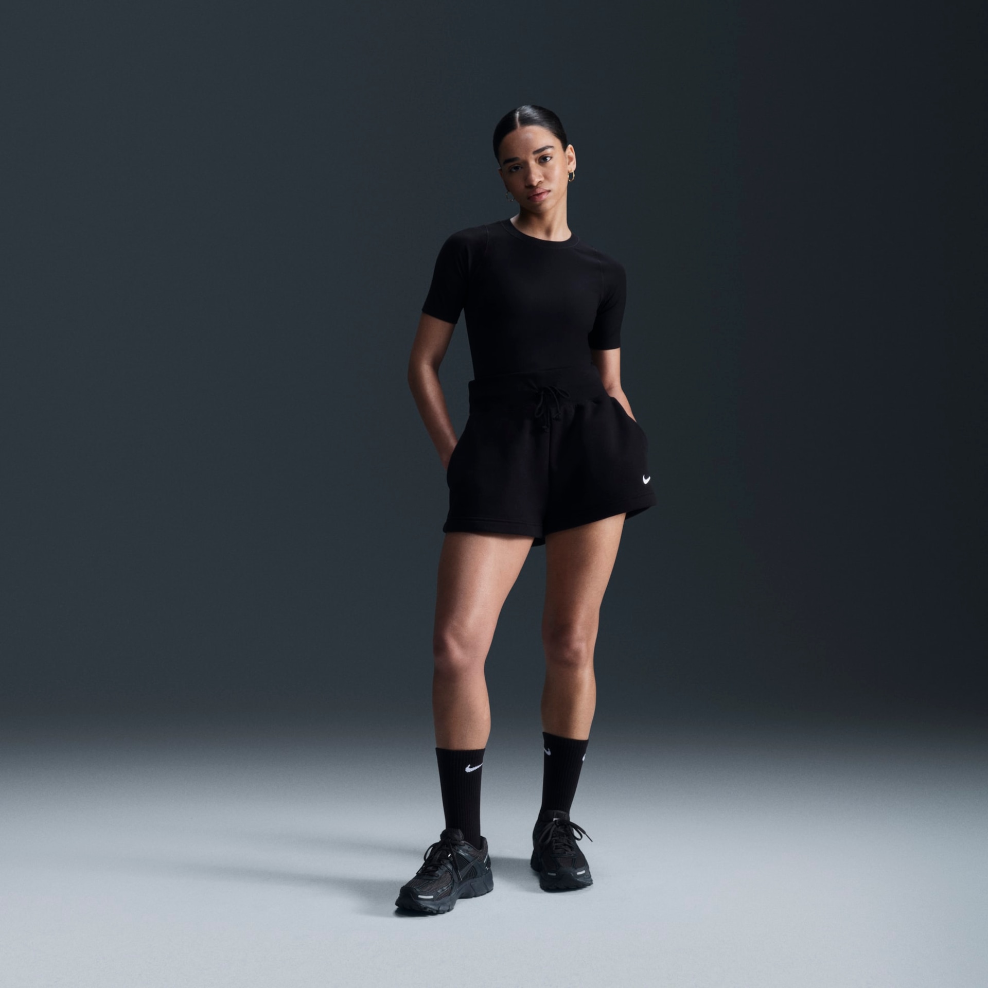 Camiseta Nike Dri-FIT One Cropped Feminina - Foto 4