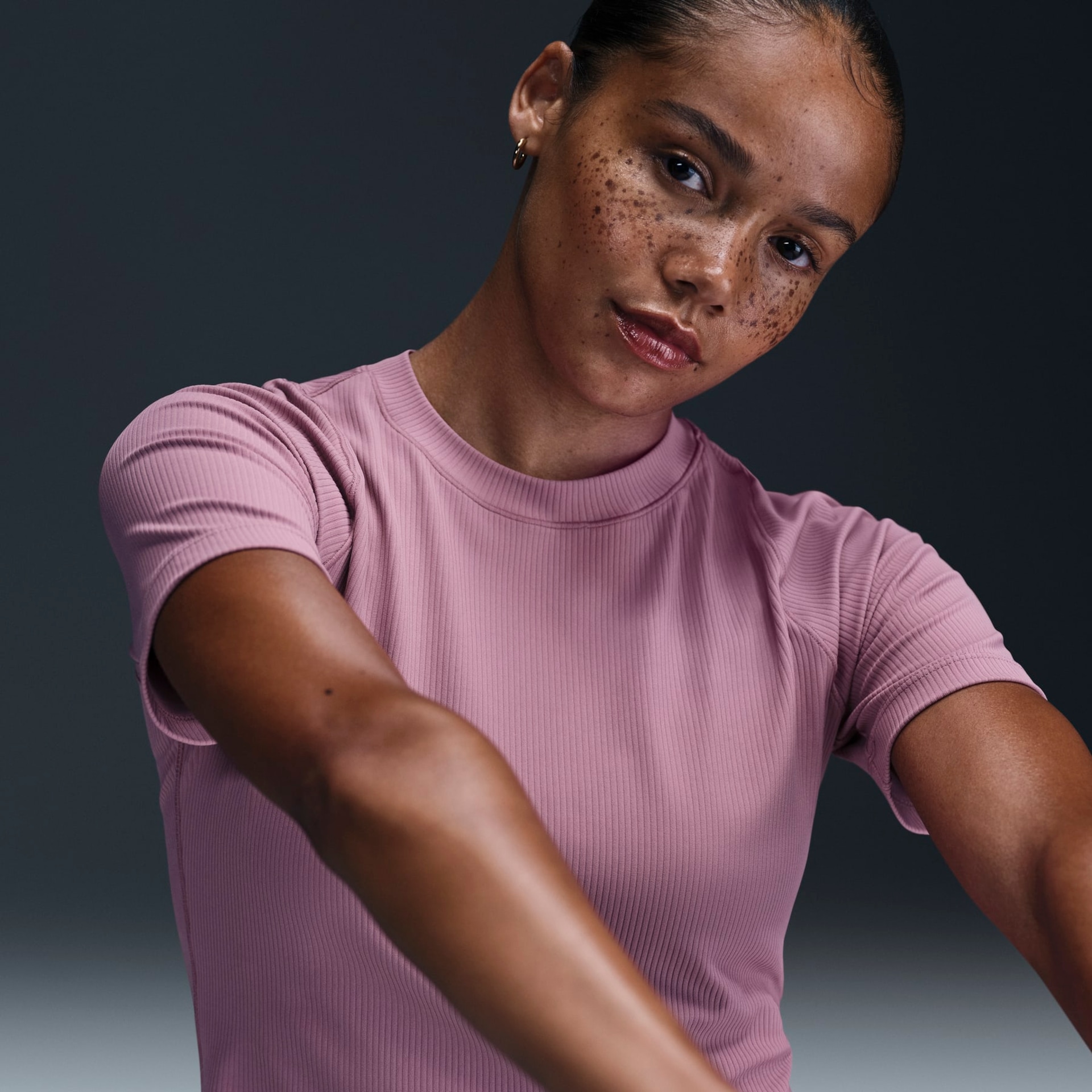 Imagem principal de Camiseta Nike Dri-FIT One Cropped Feminina