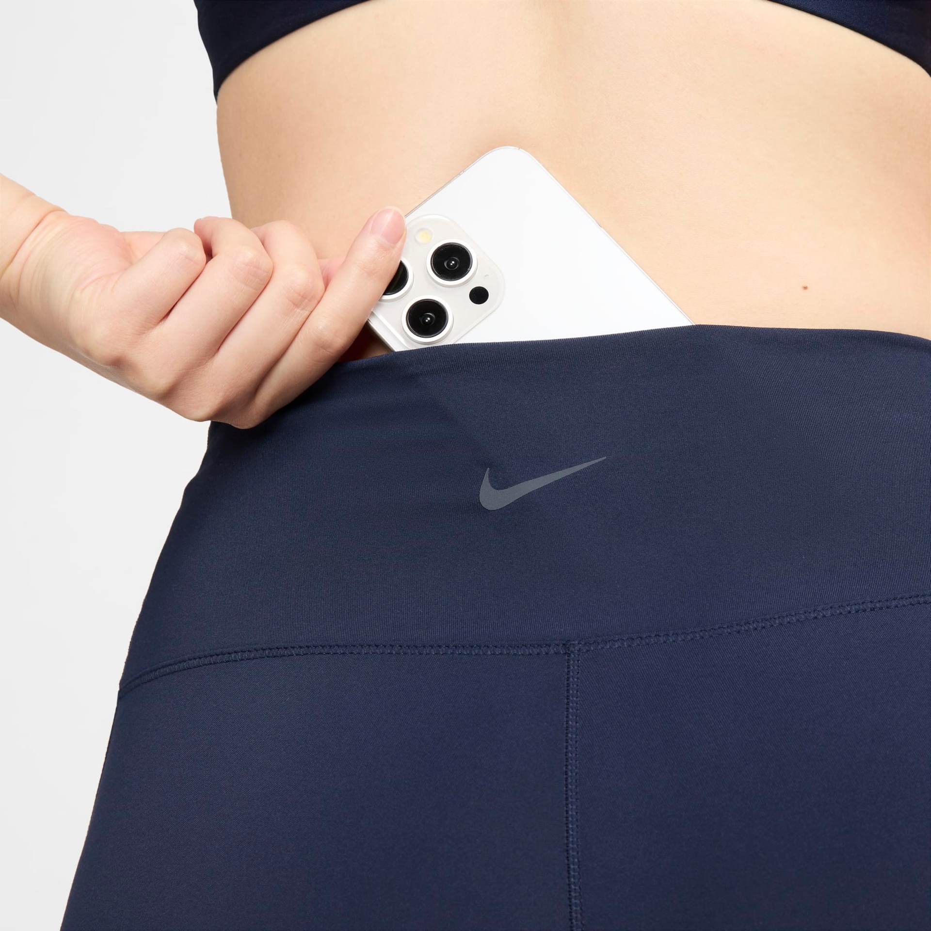 Calça Nike Dri-FIT One HR Feminina - Foto 6