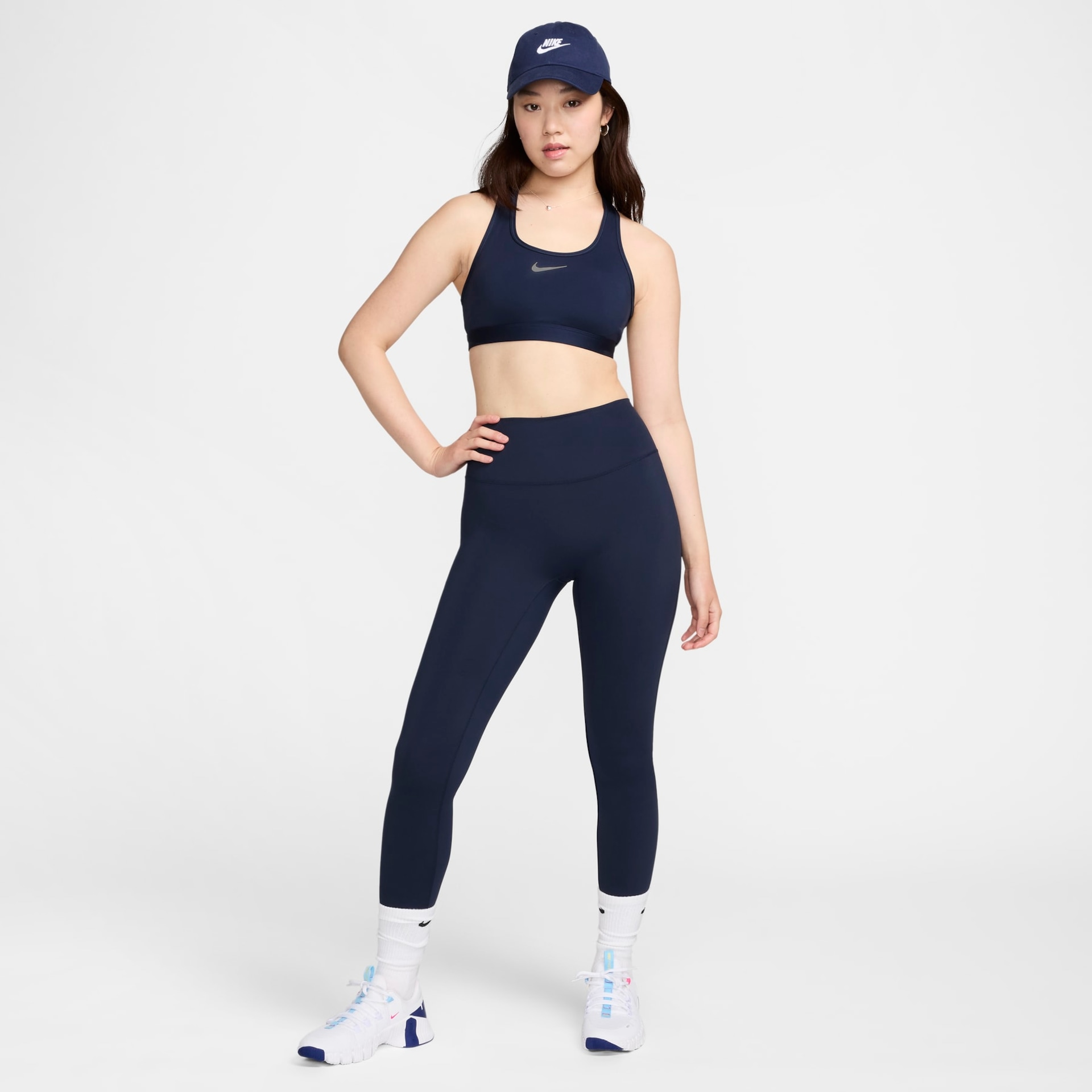 Calça Nike Dri-FIT One HR Feminina - Foto 7