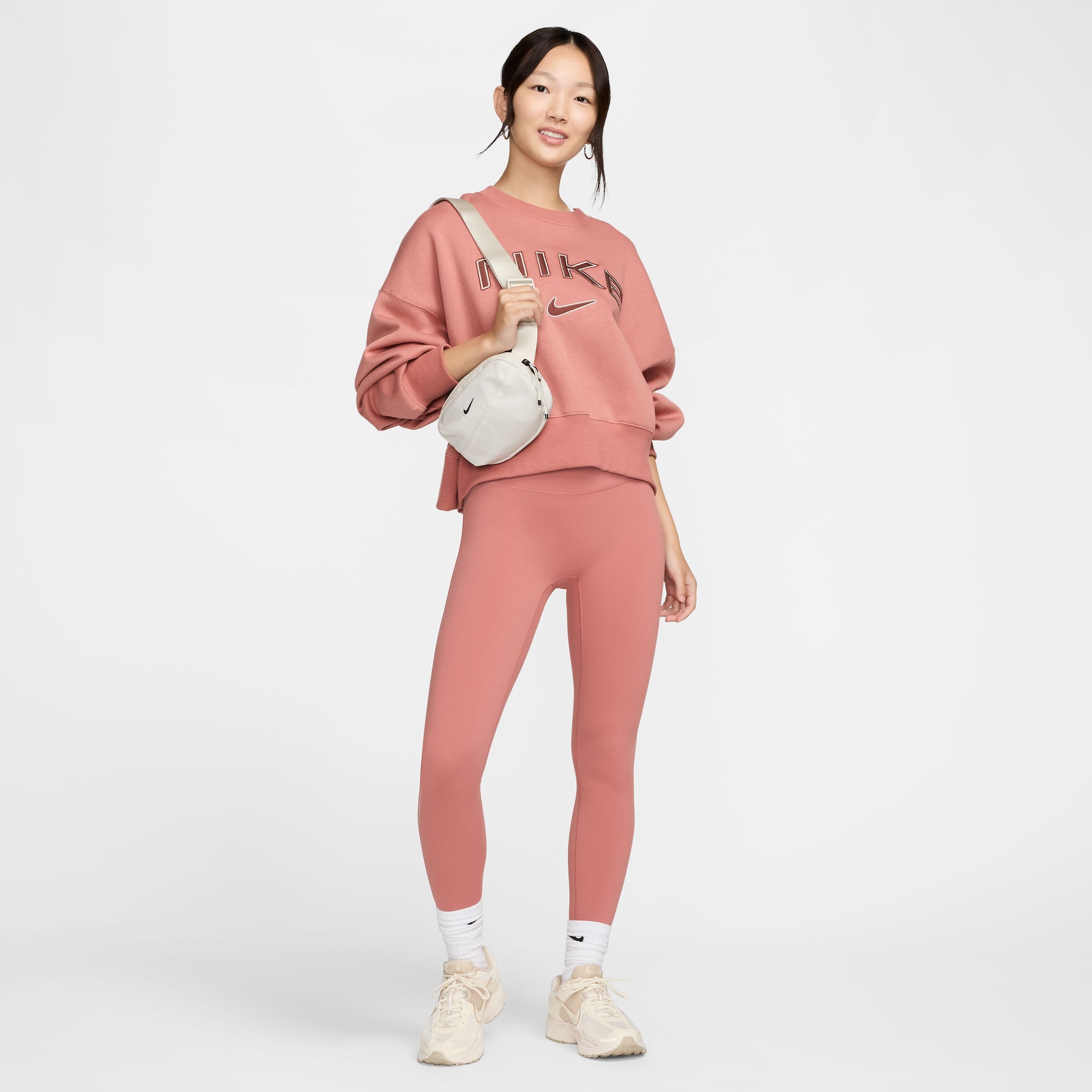 Calça Nike Dri-FIT One HR Feminina - Foto 10