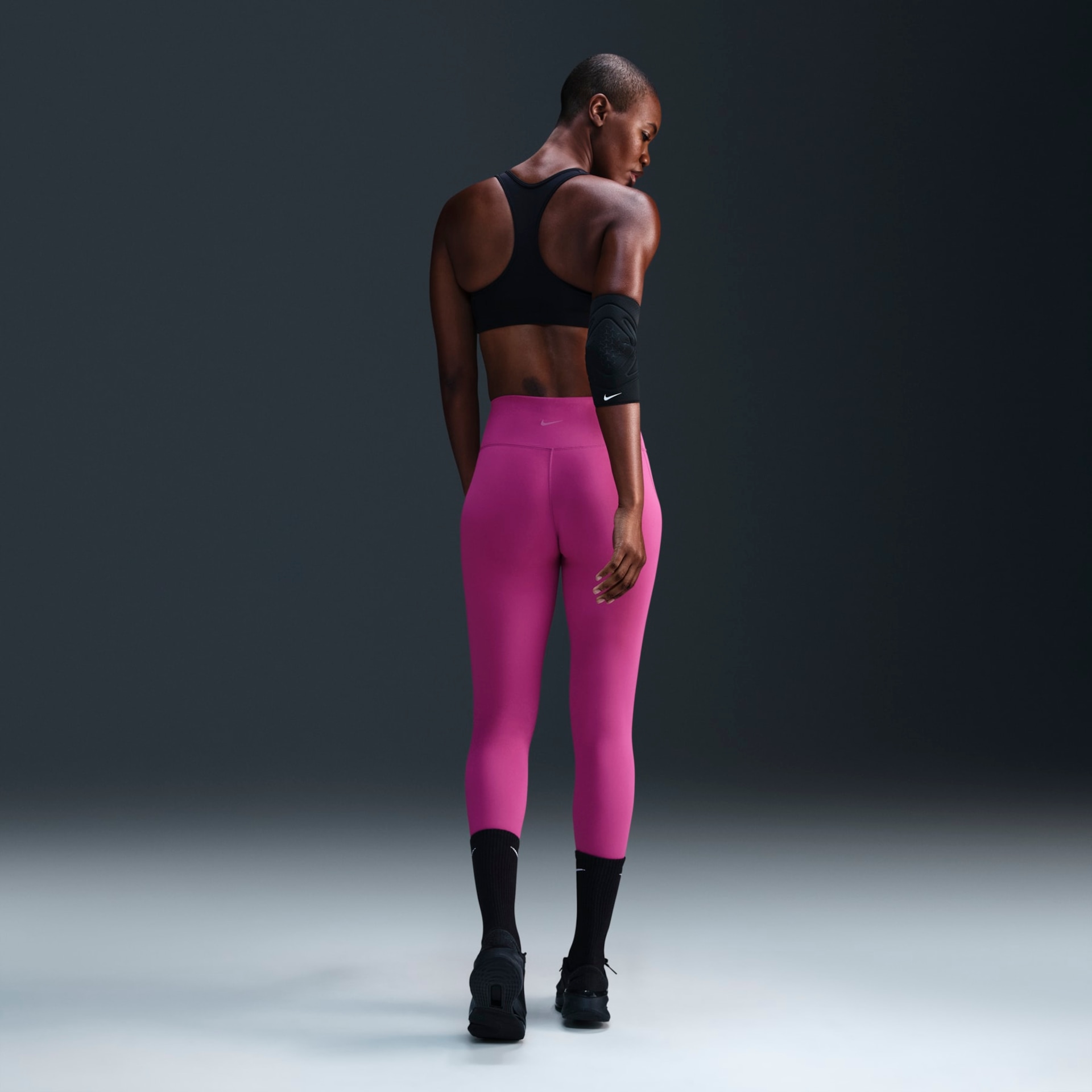 Calça Nike Dri-FIT One HR Feminina - Foto 4