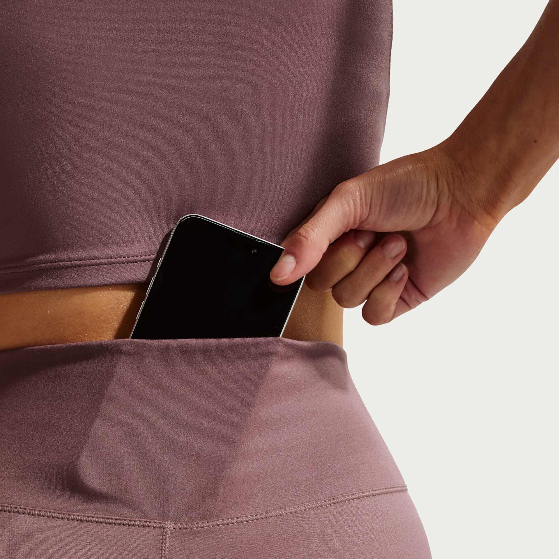 Calça Nike Dri-FIT One HR Feminina - Foto 6