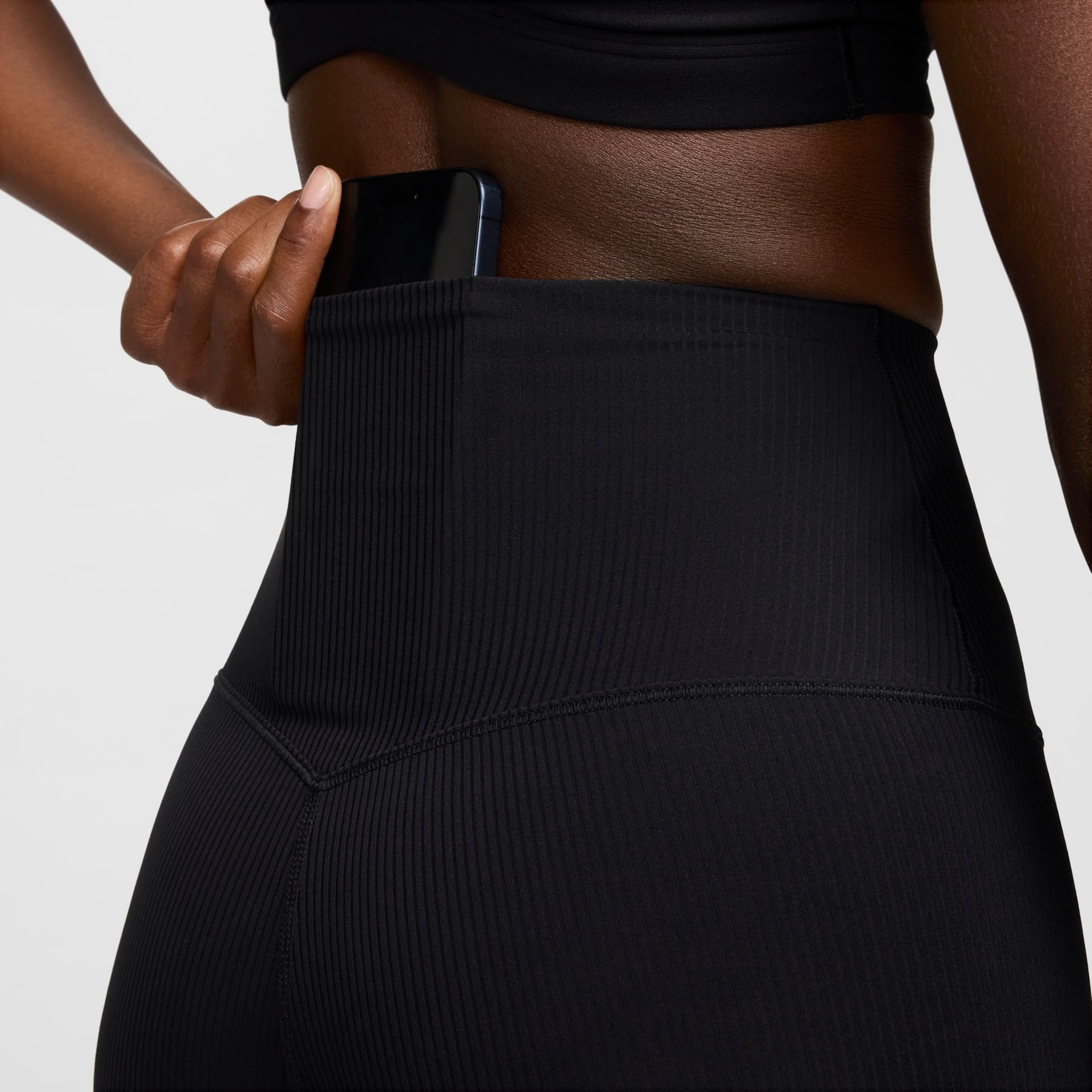 Shorts Nike Zenvy Feminino - Foto 7