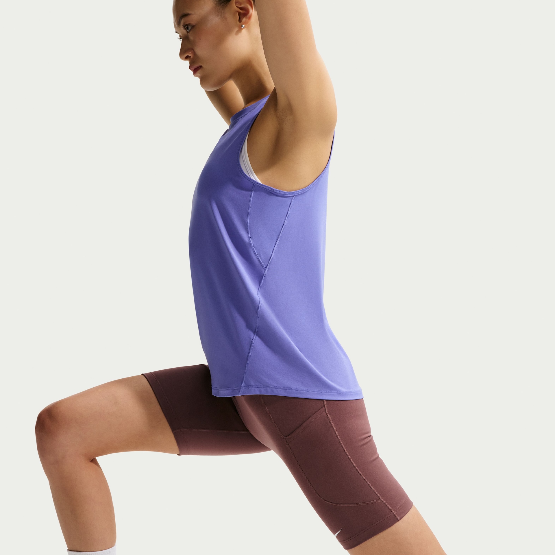 Shorts Nike Dri-FIT One HR 8IN Feminino - Foto 5