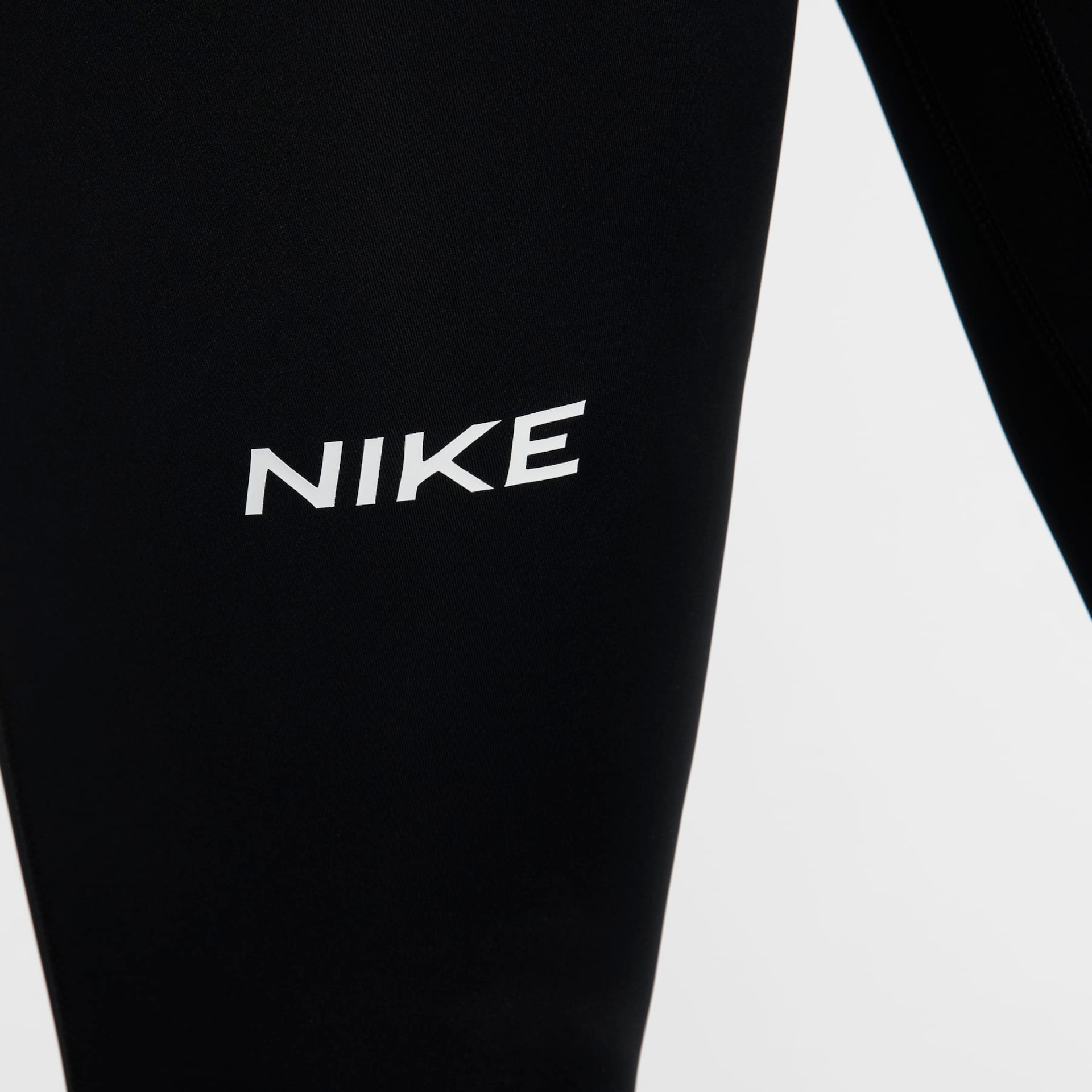 Legging Nike Pro Feminina - Foto 4