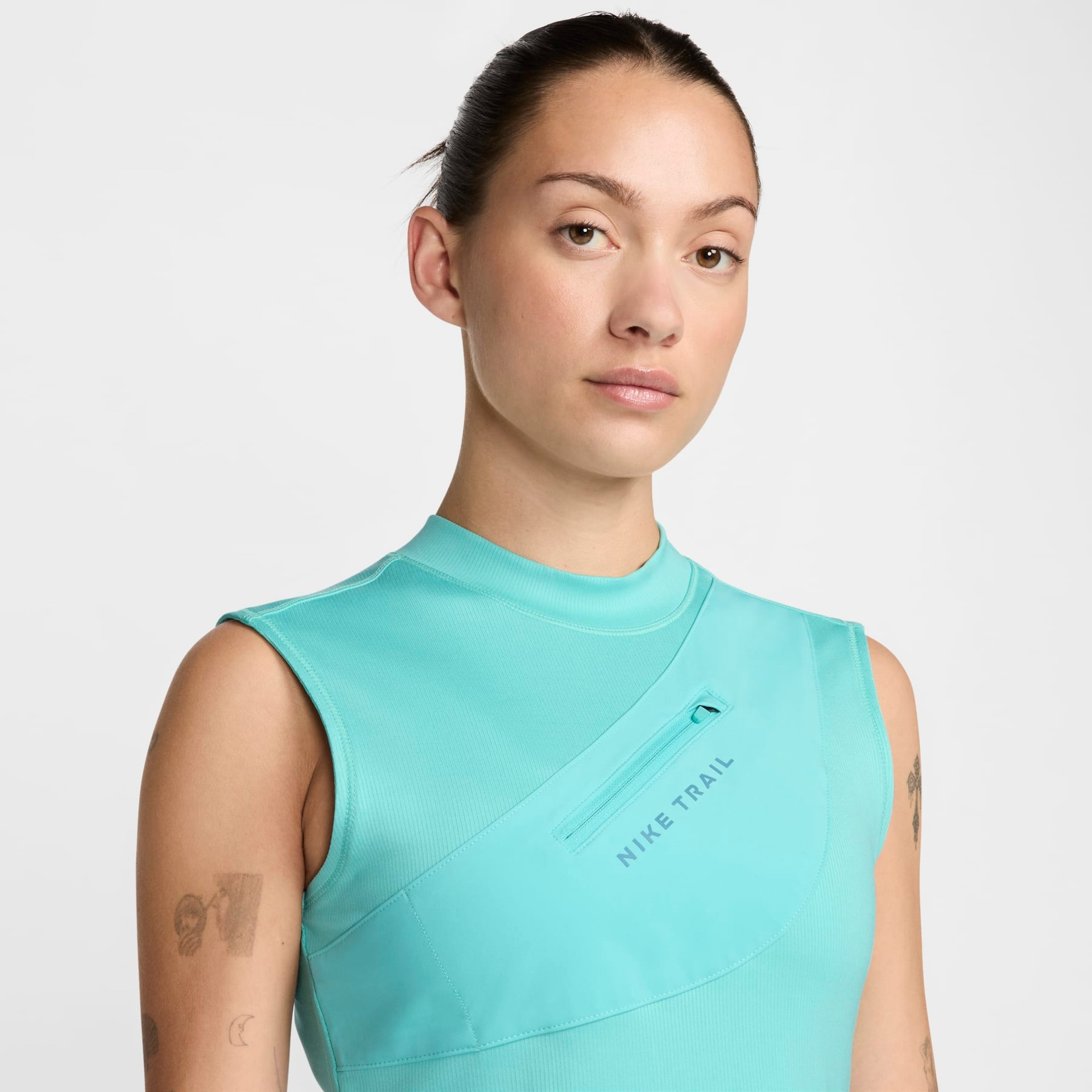 Regata Nike Dri-FIT Trail Feminina - Foto 3