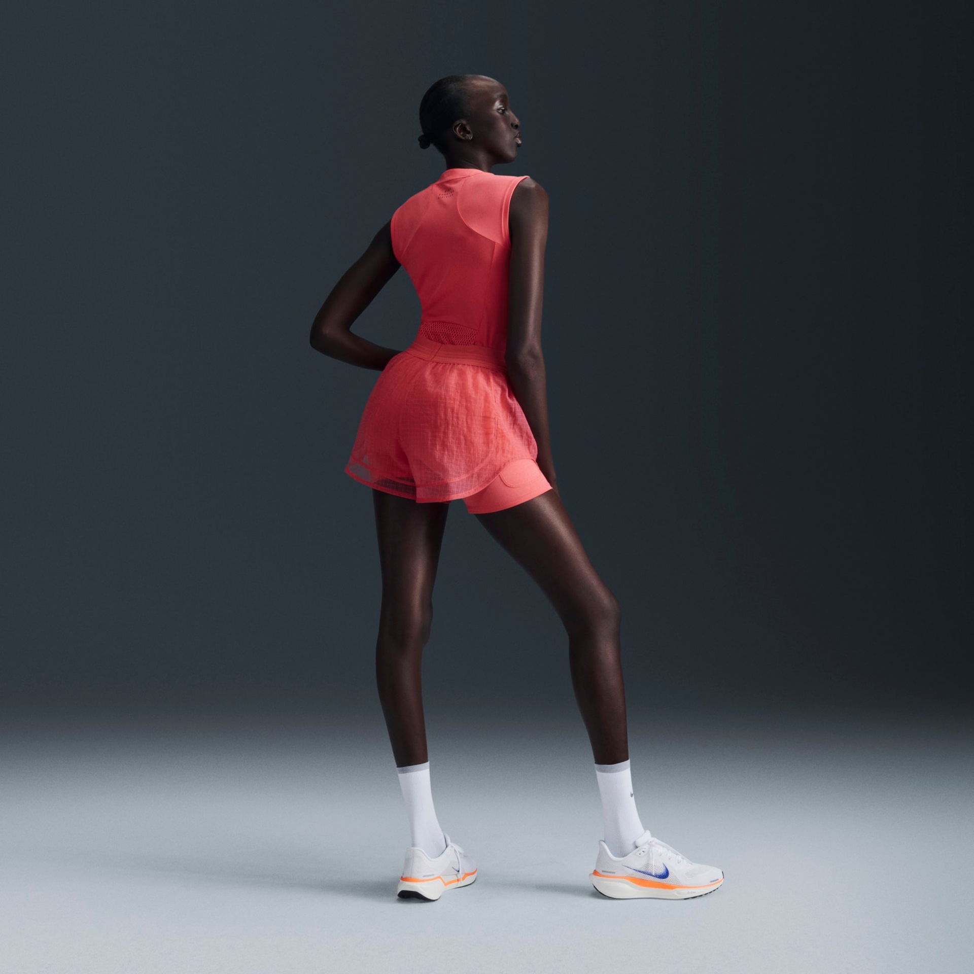 Regata Nike Dri-FIT Run Division Feminina - Foto 5