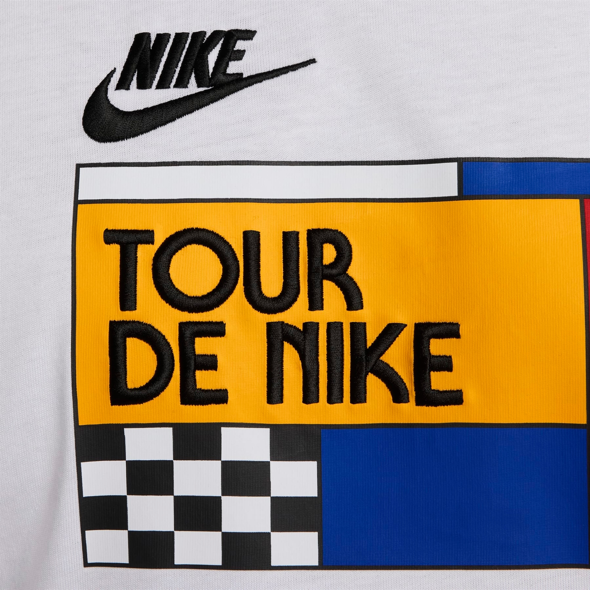 Camiseta Nike Sportswear "Tour de Nike" Masculina - Foto 10