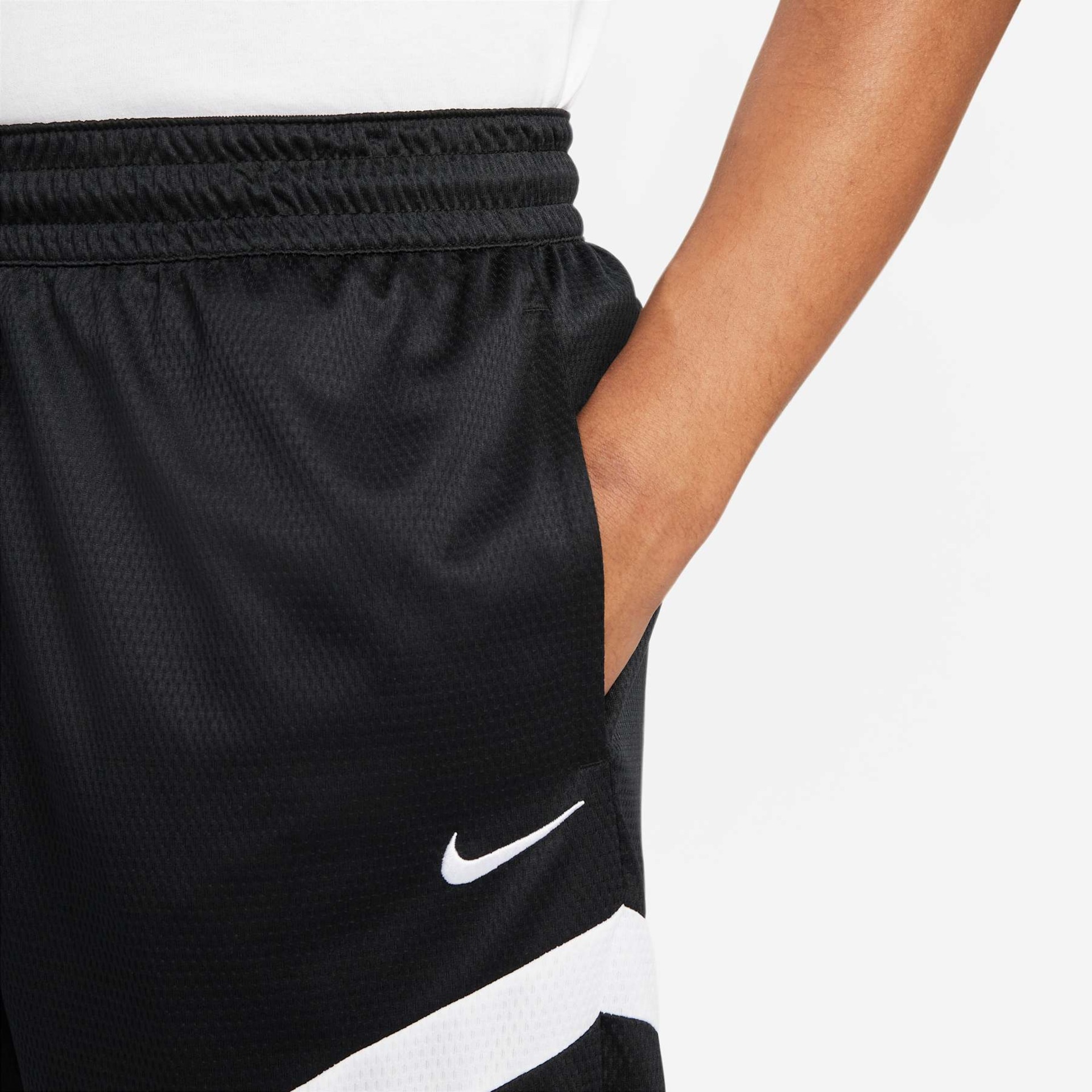 Shorts Nike Dri-FIT Icon 8IN Masculino - Foto 4