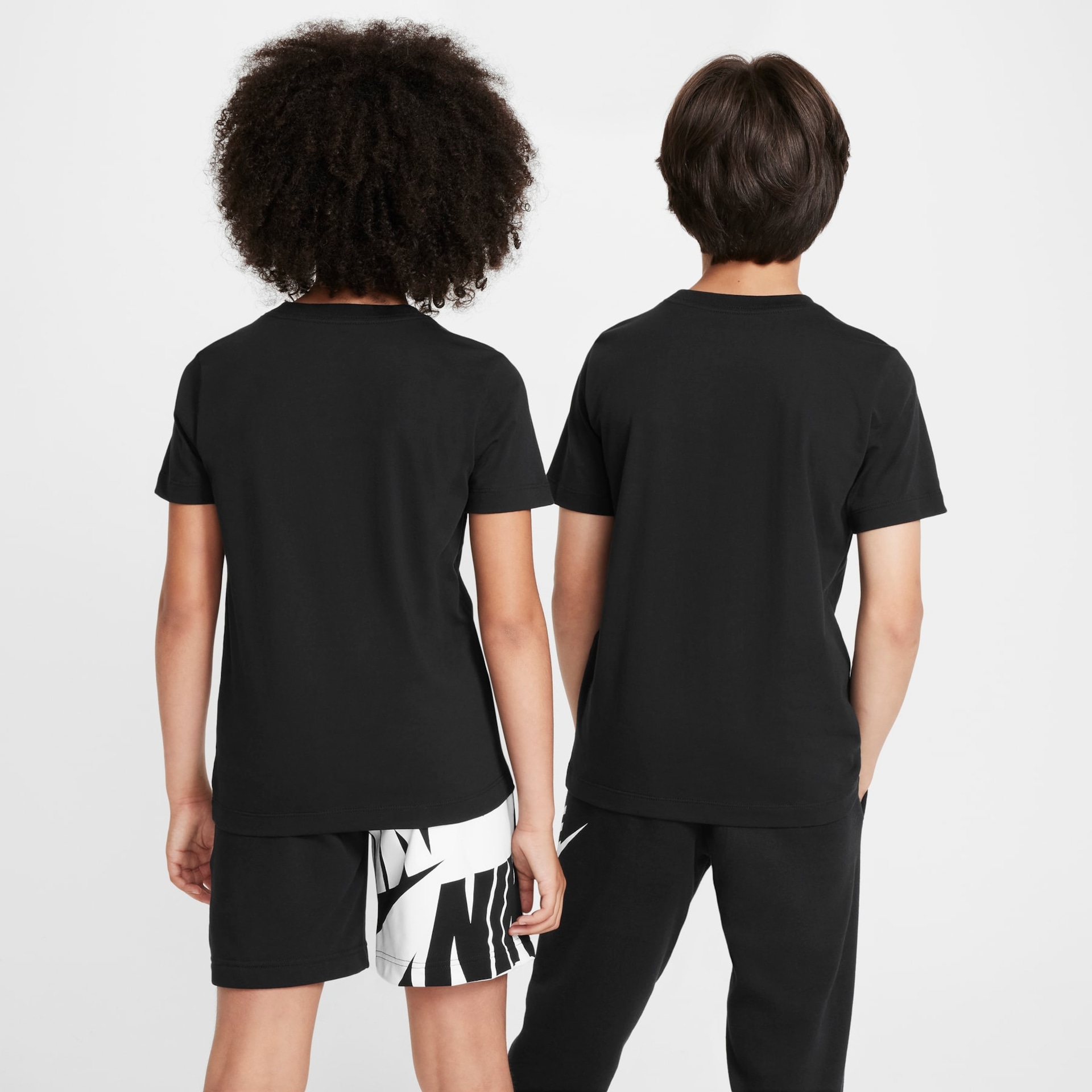 Camiseta Nike Sportswear Infantil - Foto 2